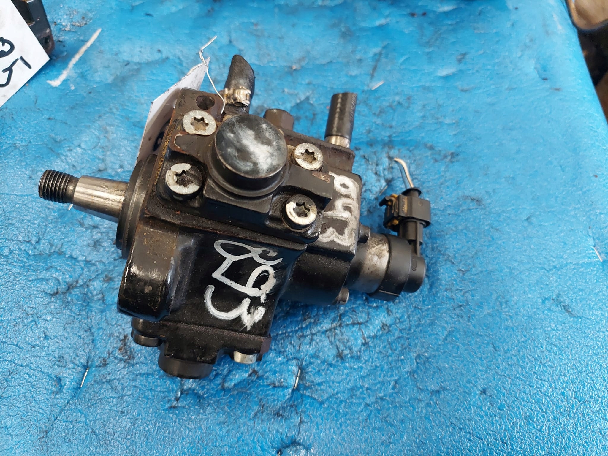 Einspritzpumpe BOSCH ZAFIRA B 1.9 CDTI 0445010156