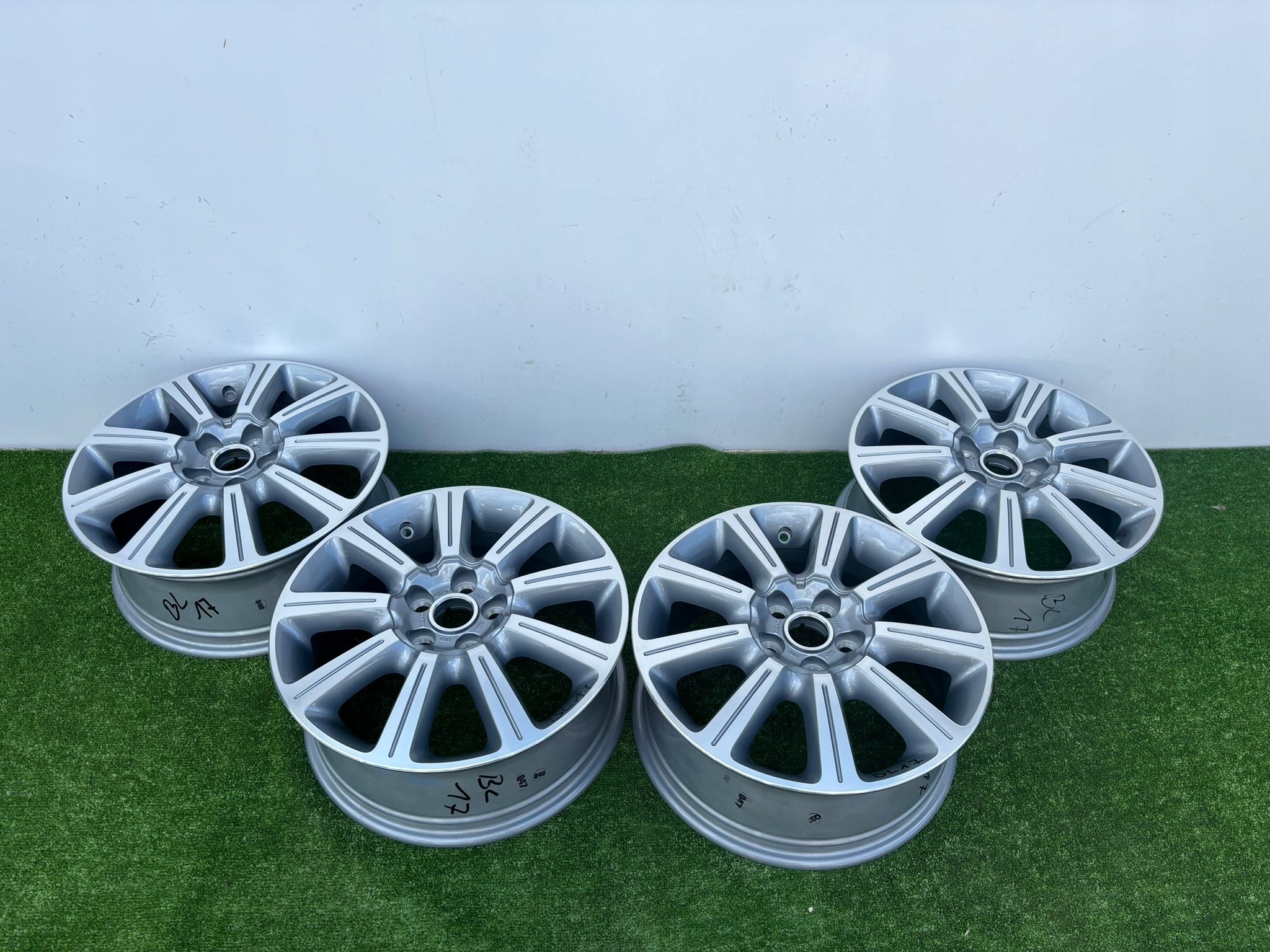 discs disc NOWKI FORD 7JX17 ET55 5X108 6M2J-DA BL17
