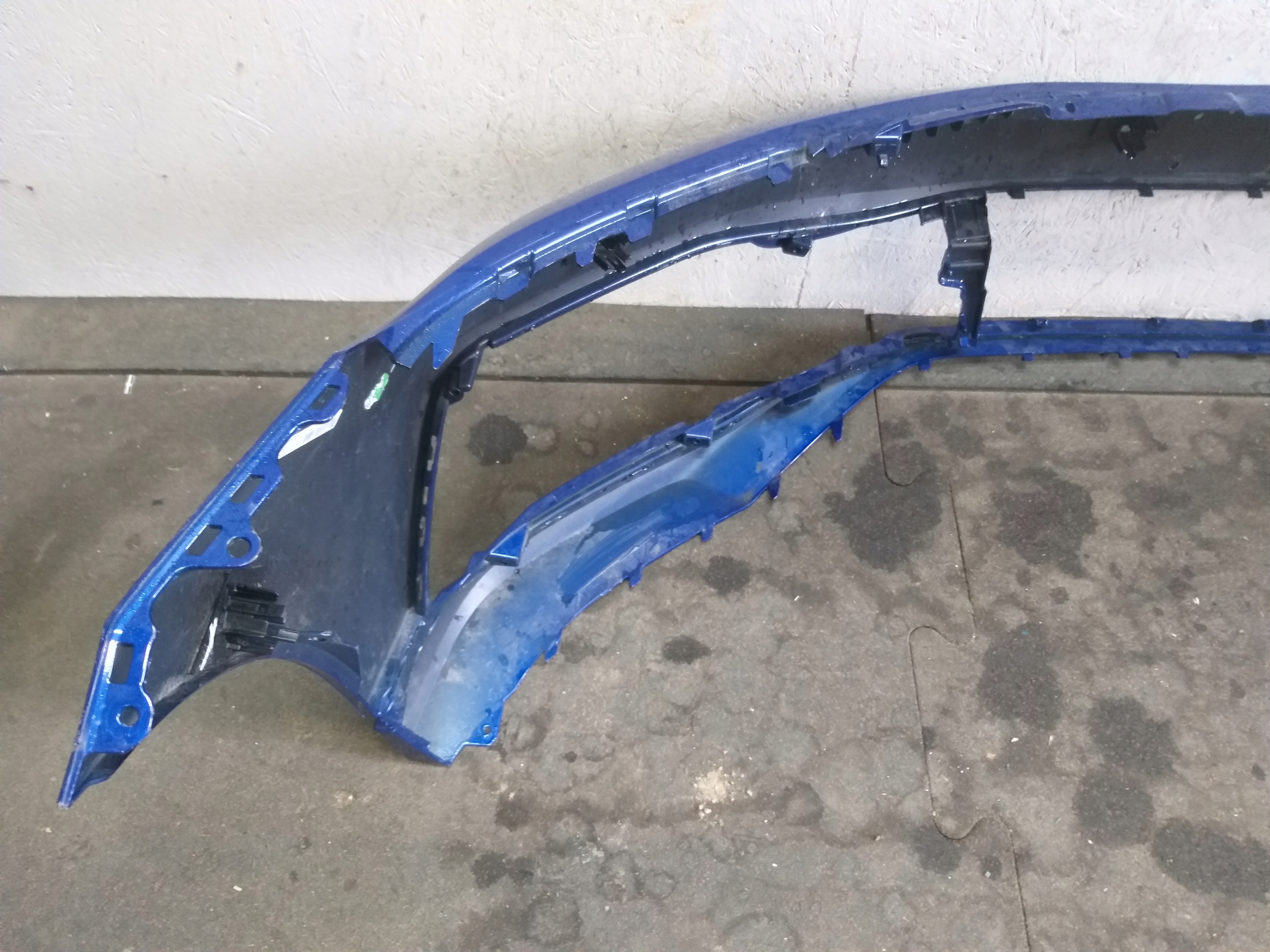 bumper front VW PASSAT B8 GTE R LINE LIFT