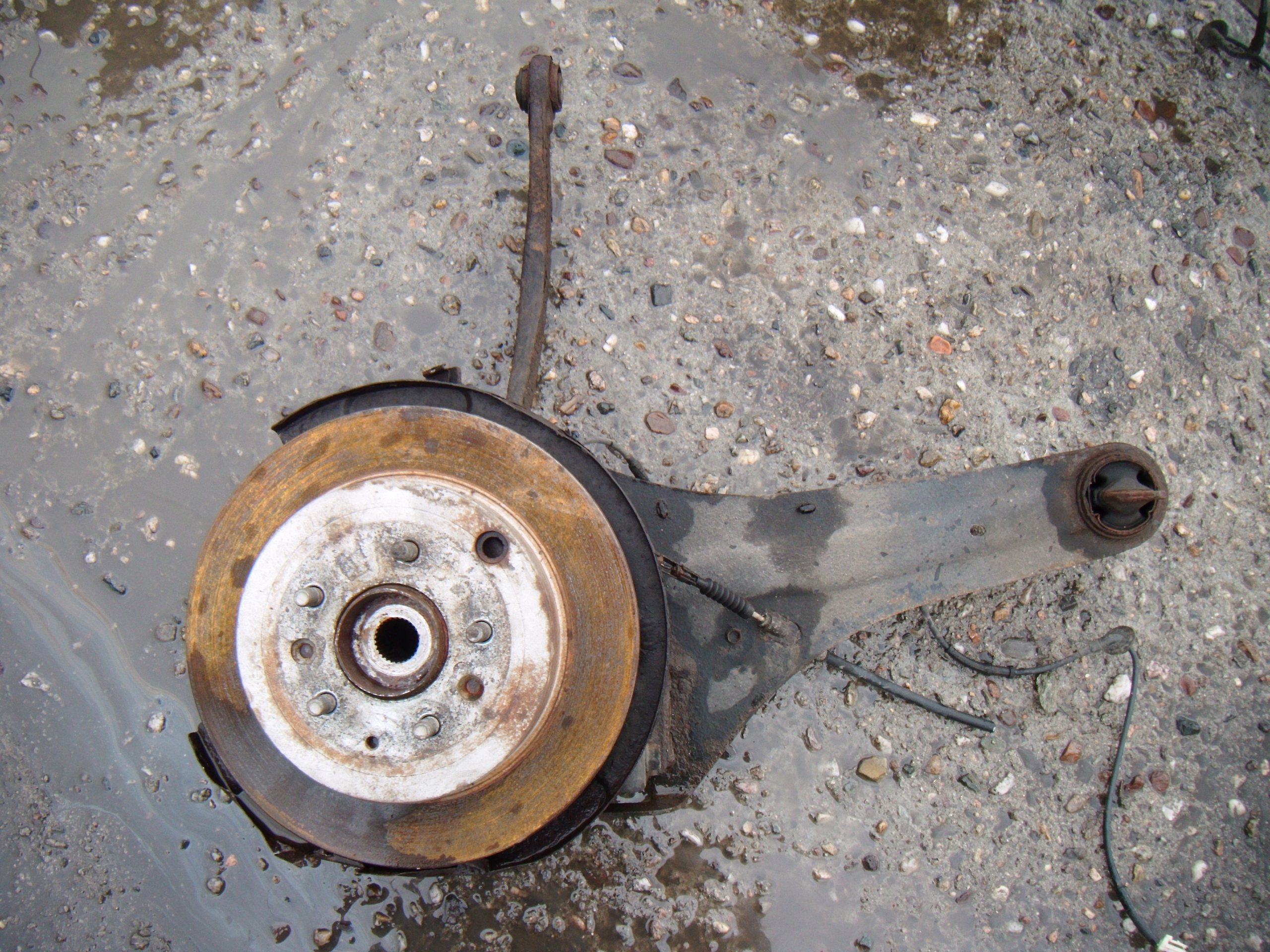 MAZDA CX-7 CX7 2.3T 06-12 ZWROTNICA PIASTA PRAWY TYŁ