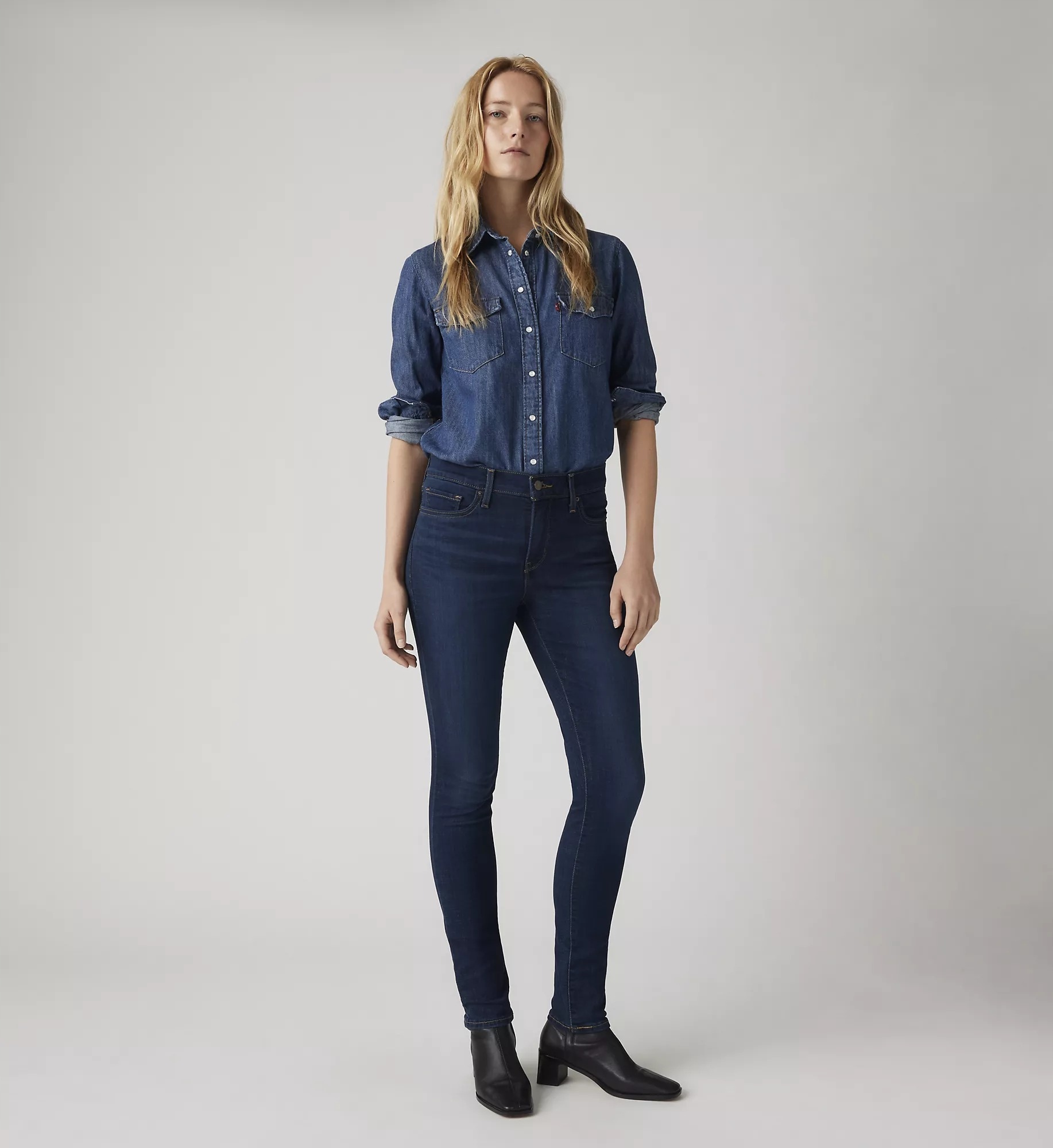 Levi's Tmavě Modré Dámské Úzké Nohavice Džíny Pro Každodenní Nošení 28/28 6EA