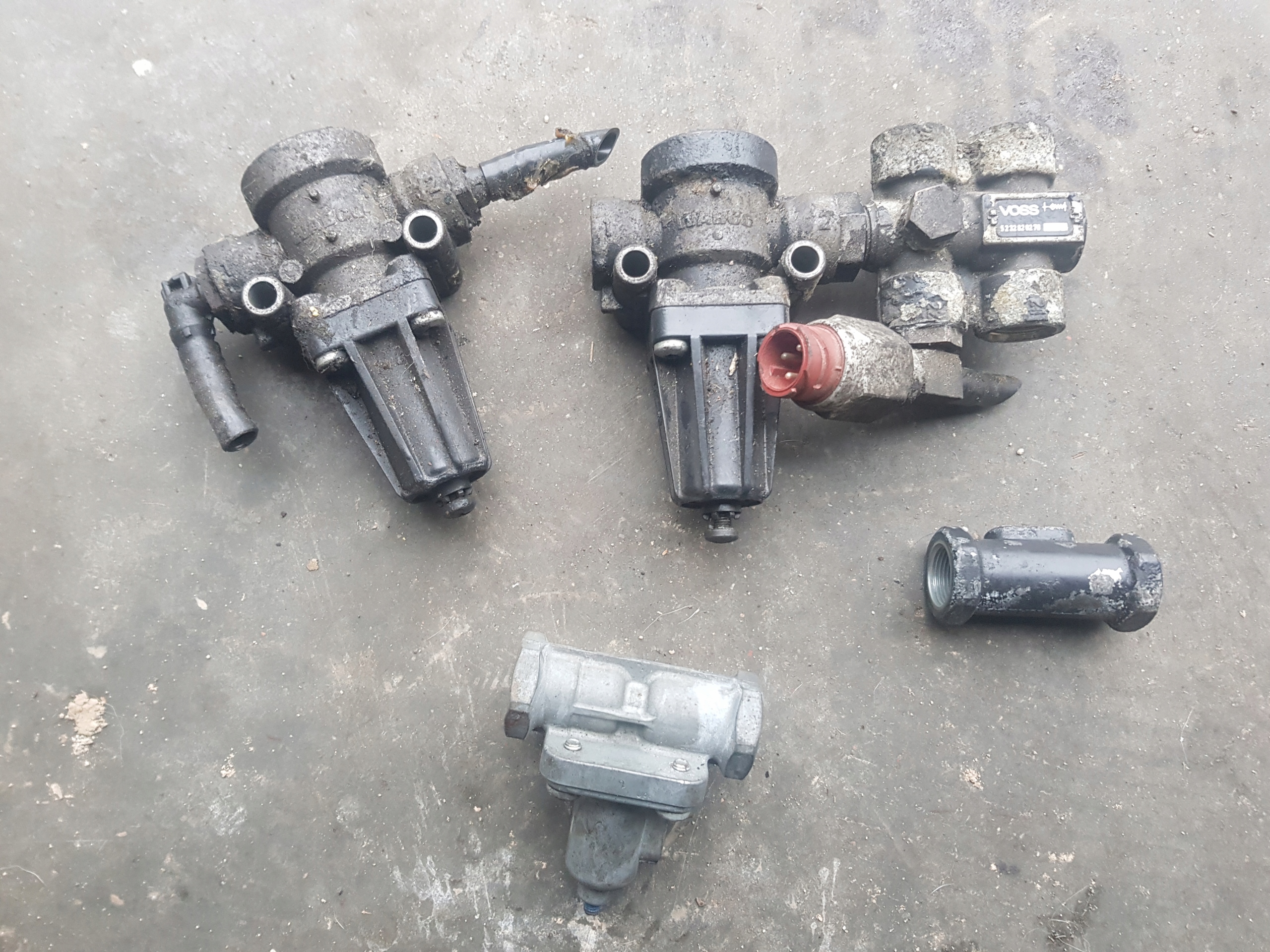 Man reduktor cisnienia powietrza zawór