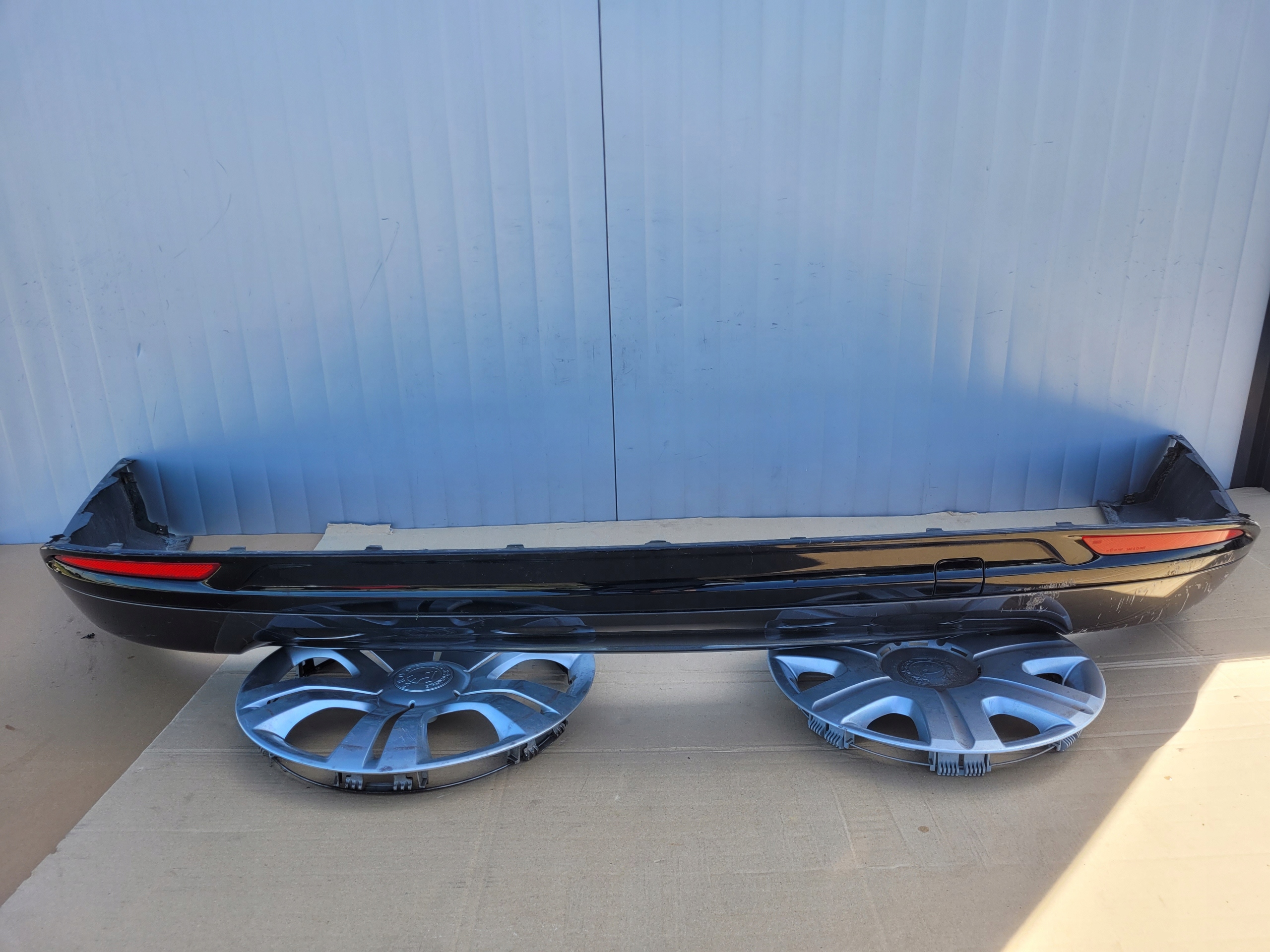 DS73-17A894-L - СПОЙЛЕР FORD MONDEO MK5