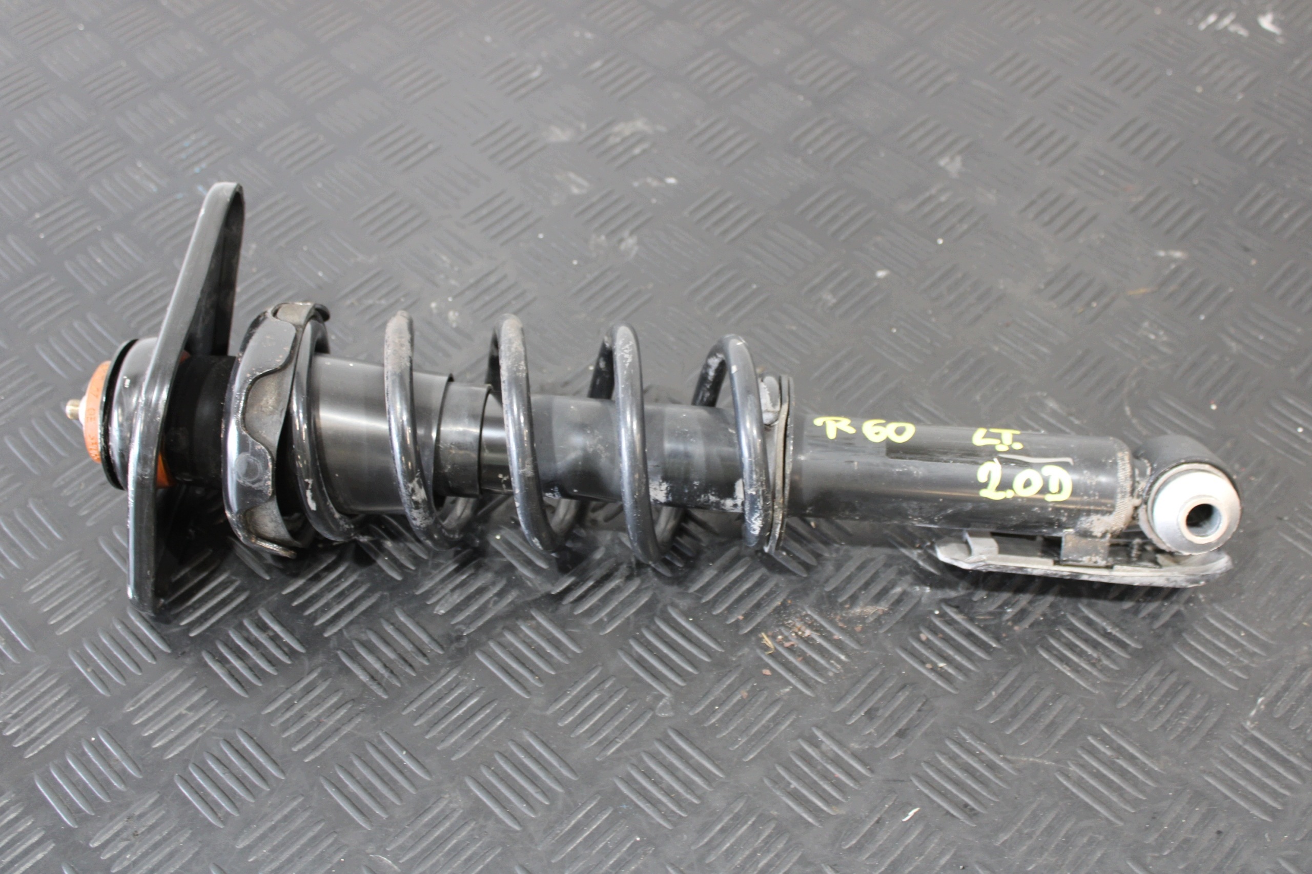 shock absorber left rear part MINI COUNTRYMAN R60 2.0D