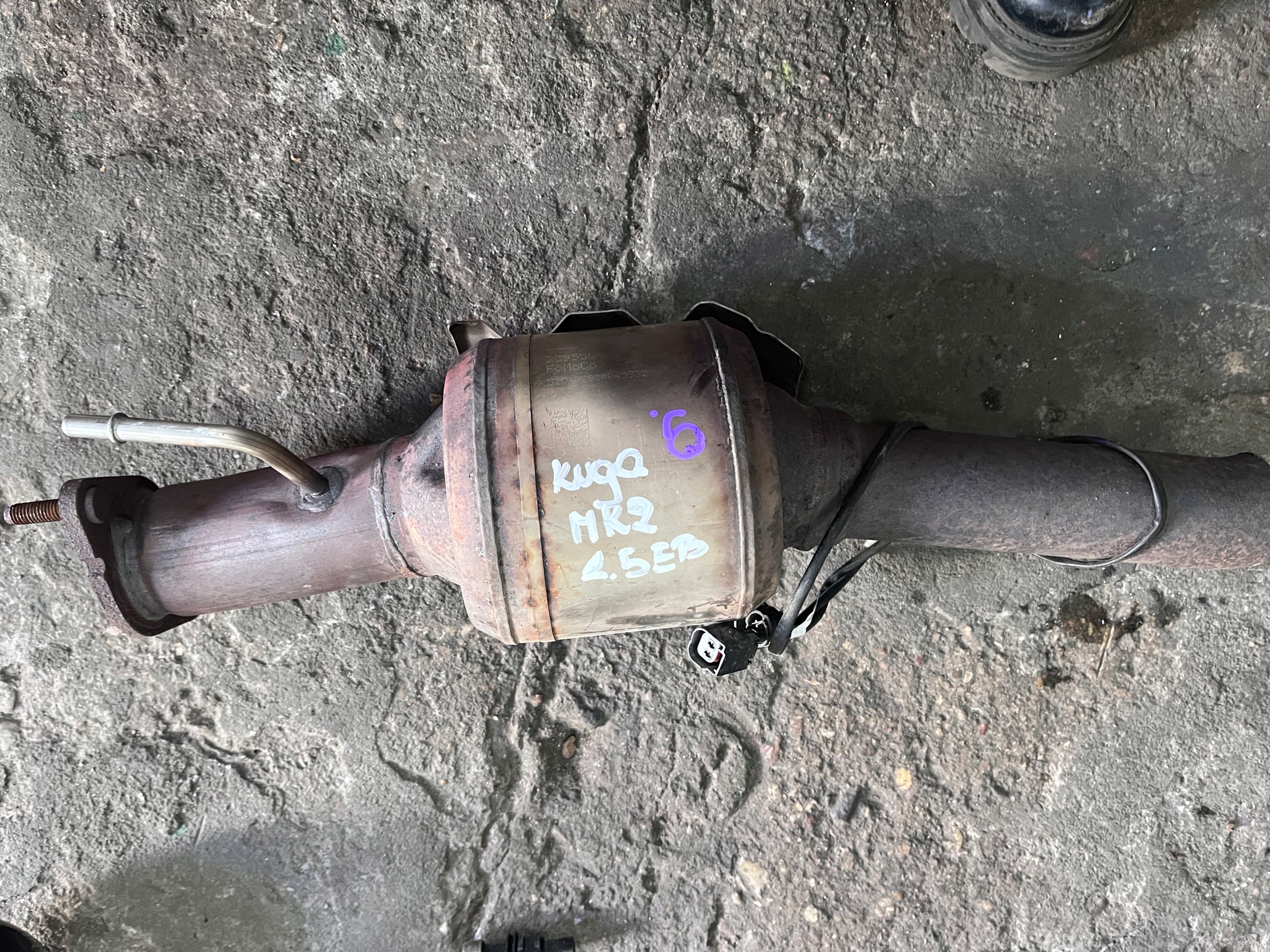9 FORD KUGA MK2 1.5 EB КАТАЛИЗАТОР 2395569X