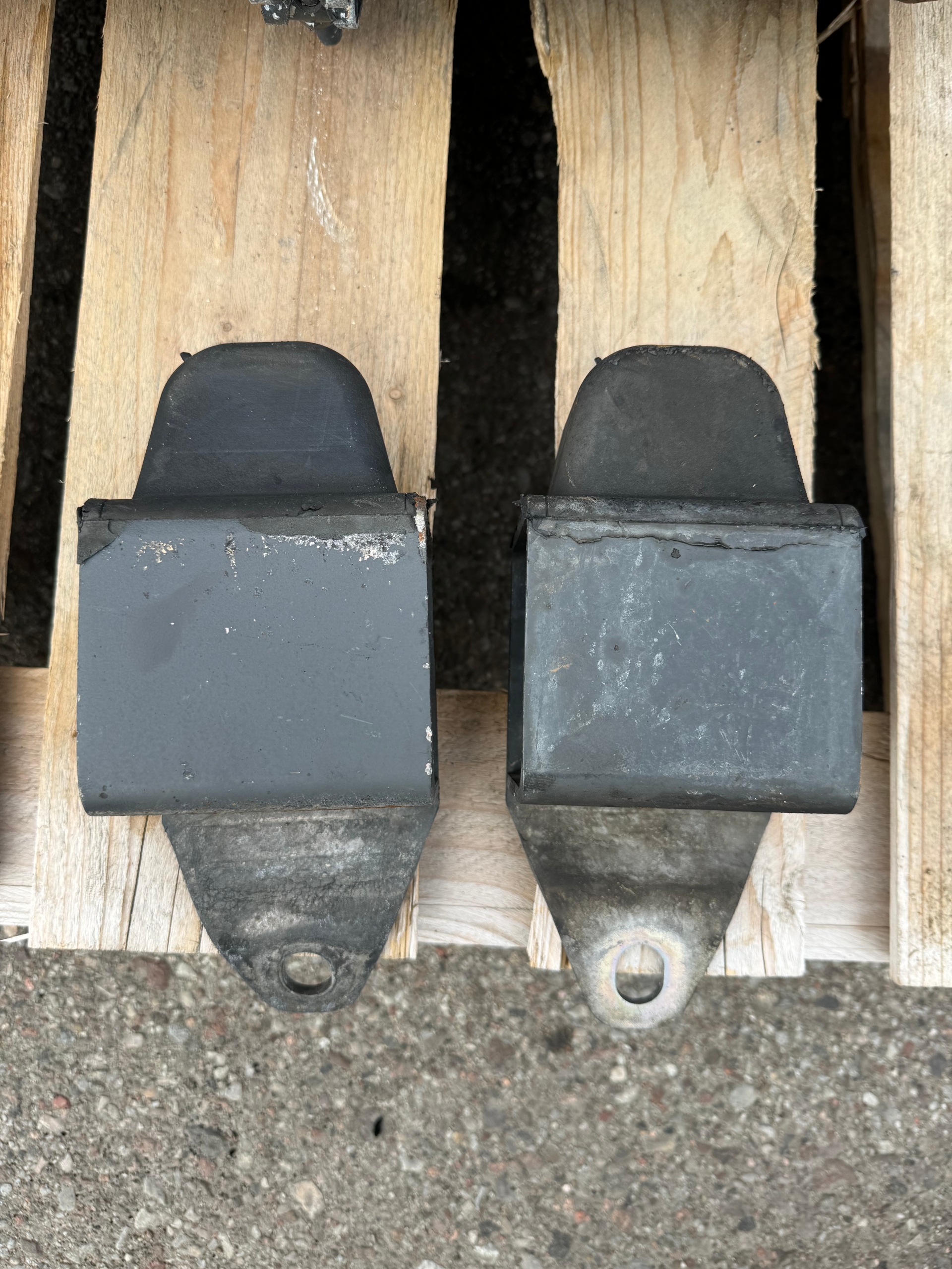 ODBÓJ PODUSZKA MOCOWANIE MERCEDES ACTROS MP 4