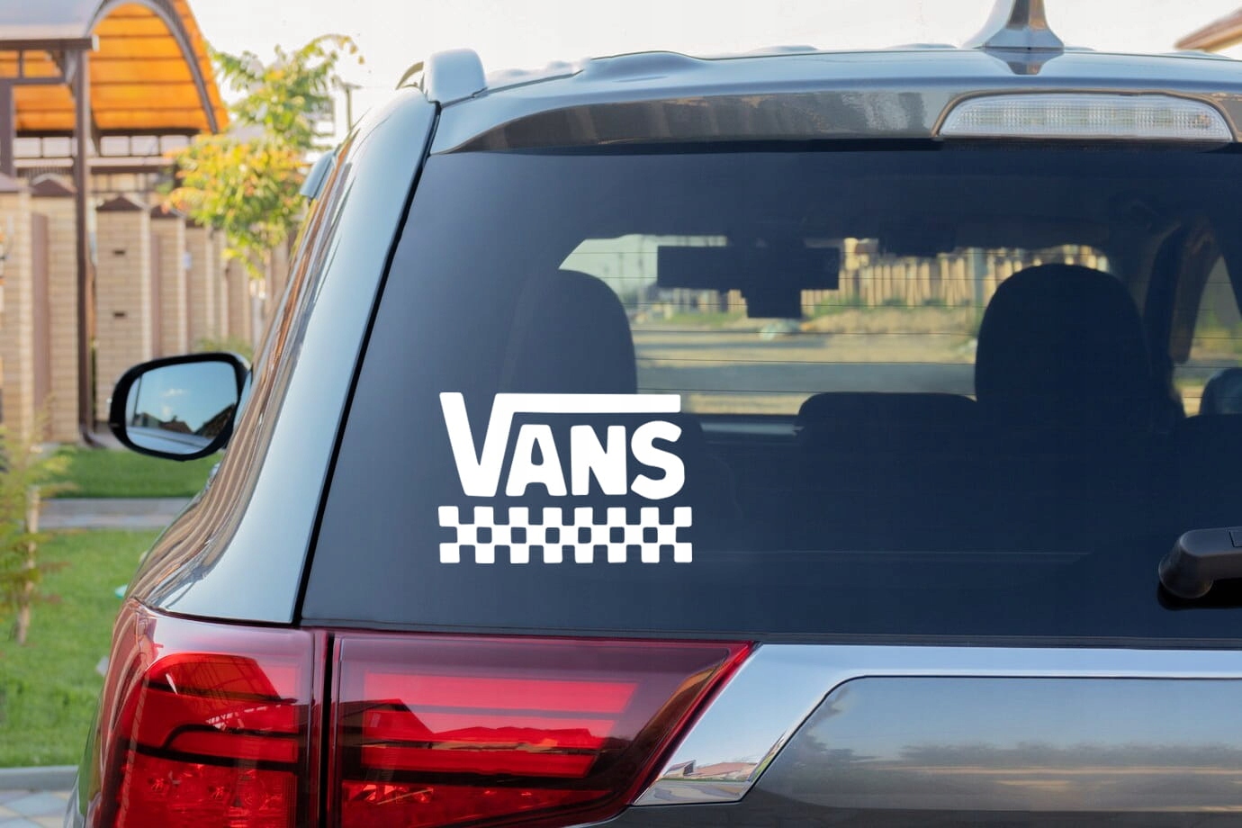 VANS - Naklejka na samochód na auto ODBLASKOWA Producent Inny