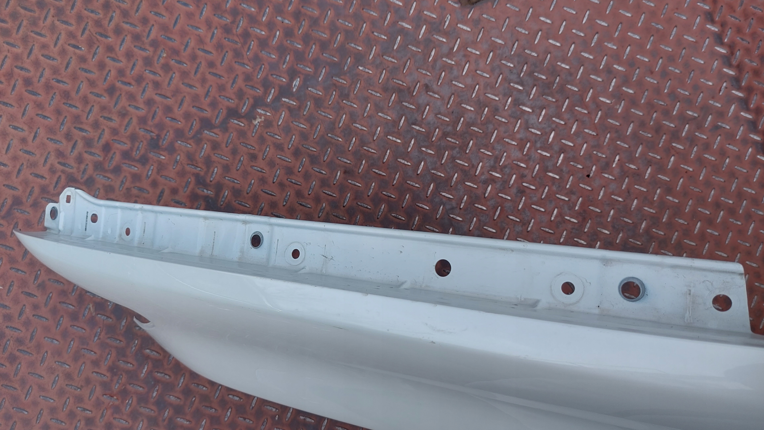 fender left front TOYOTA LAND CRUISER J150