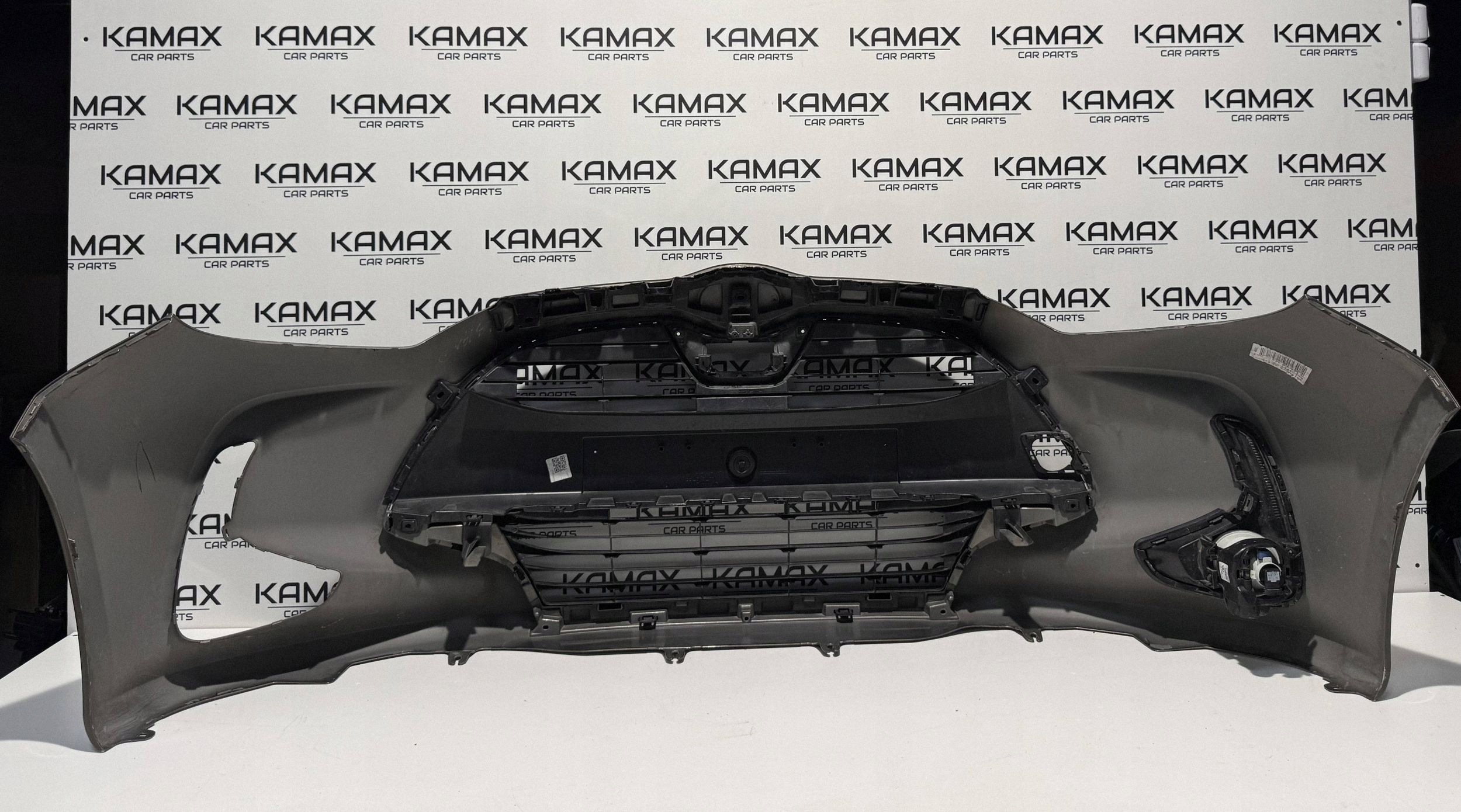 front bumper TOYOTA YARIS IV 20- original 52119-ODA00