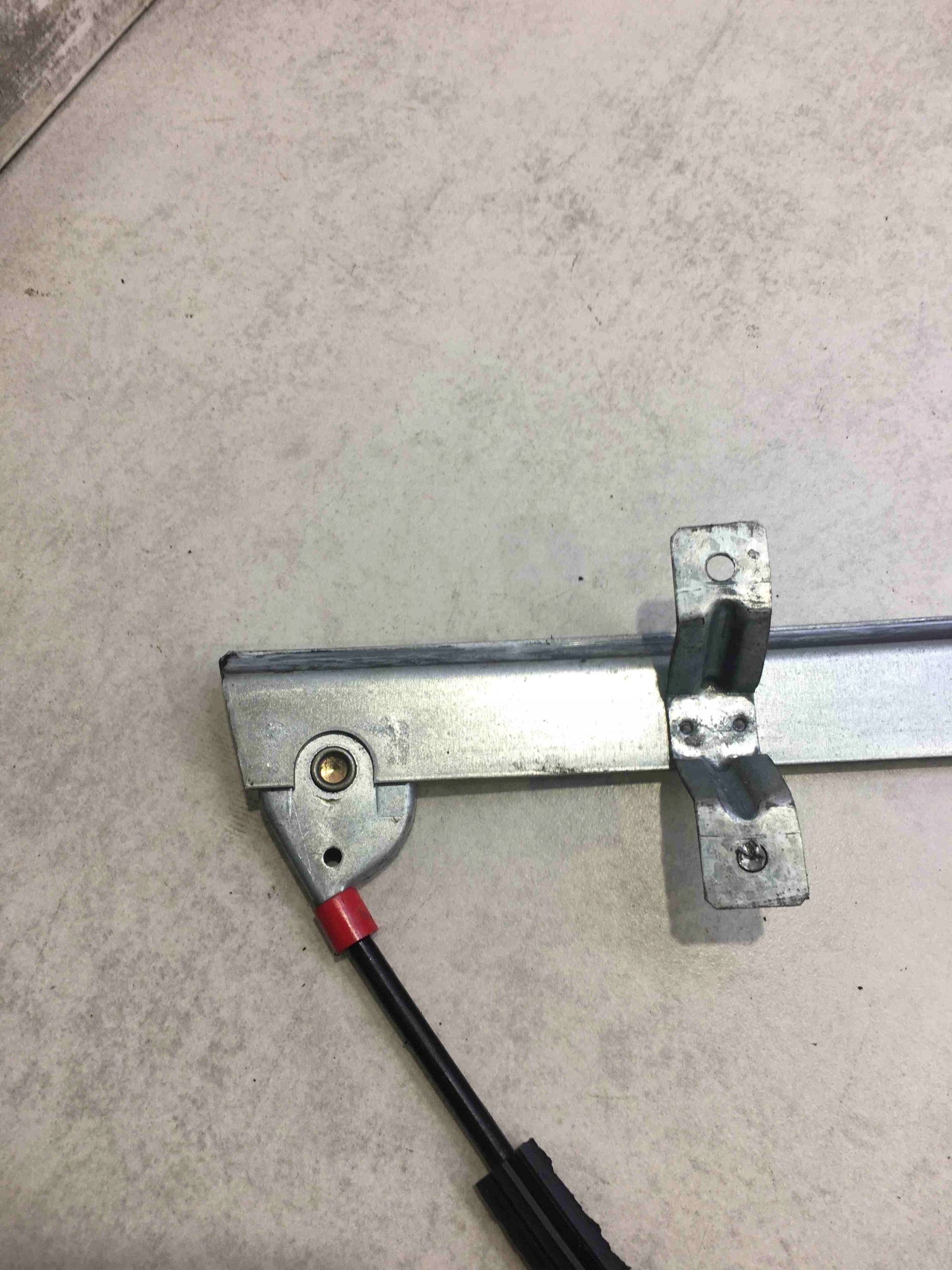 window regulator right front FIESTA MK4 0130821683