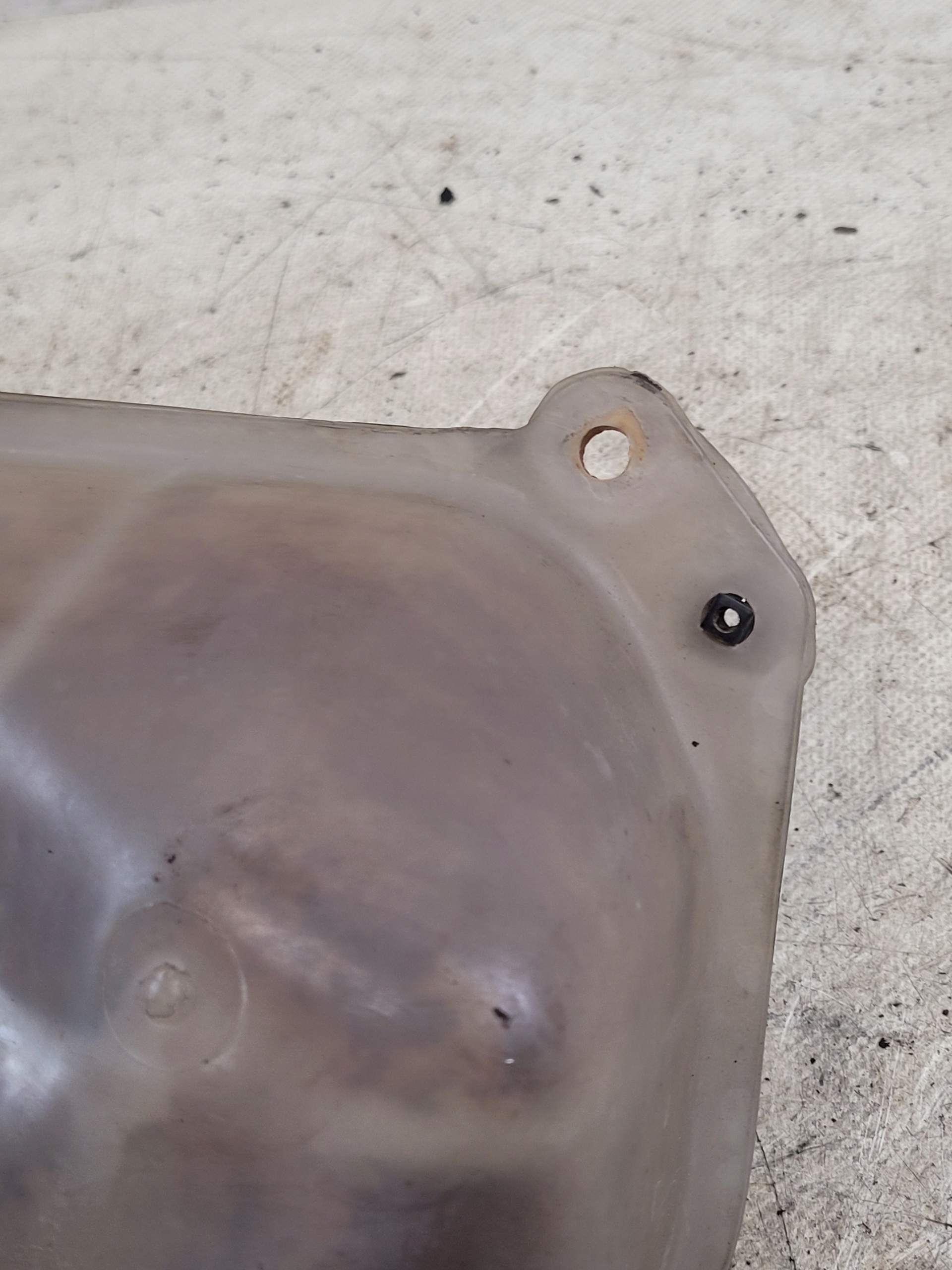 Scheibenwaschbehälter OE 8A0121403A AUDI 80 B3
