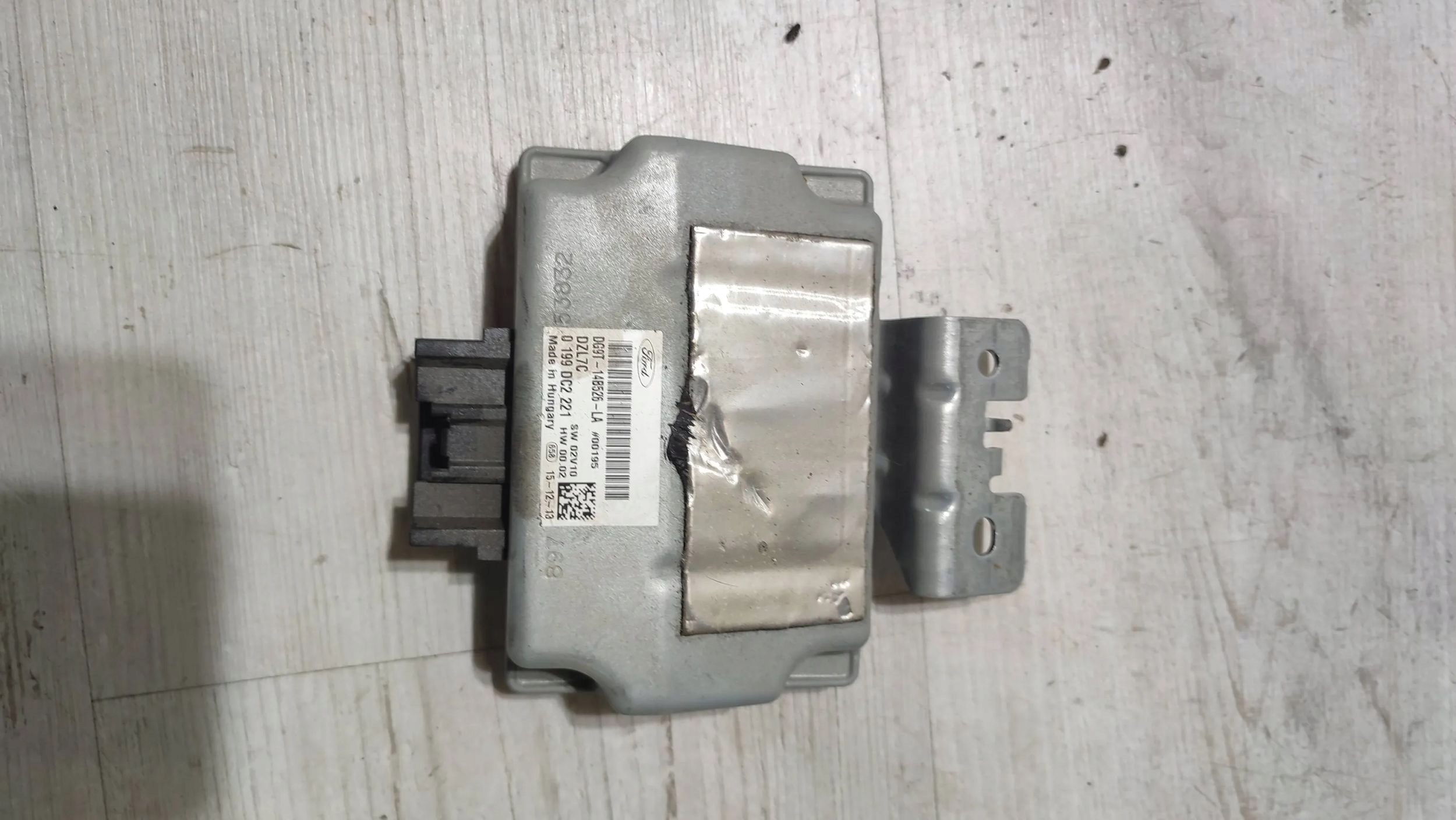 Ford Mondeo MK5 16r 2.0TDCi control unit module
