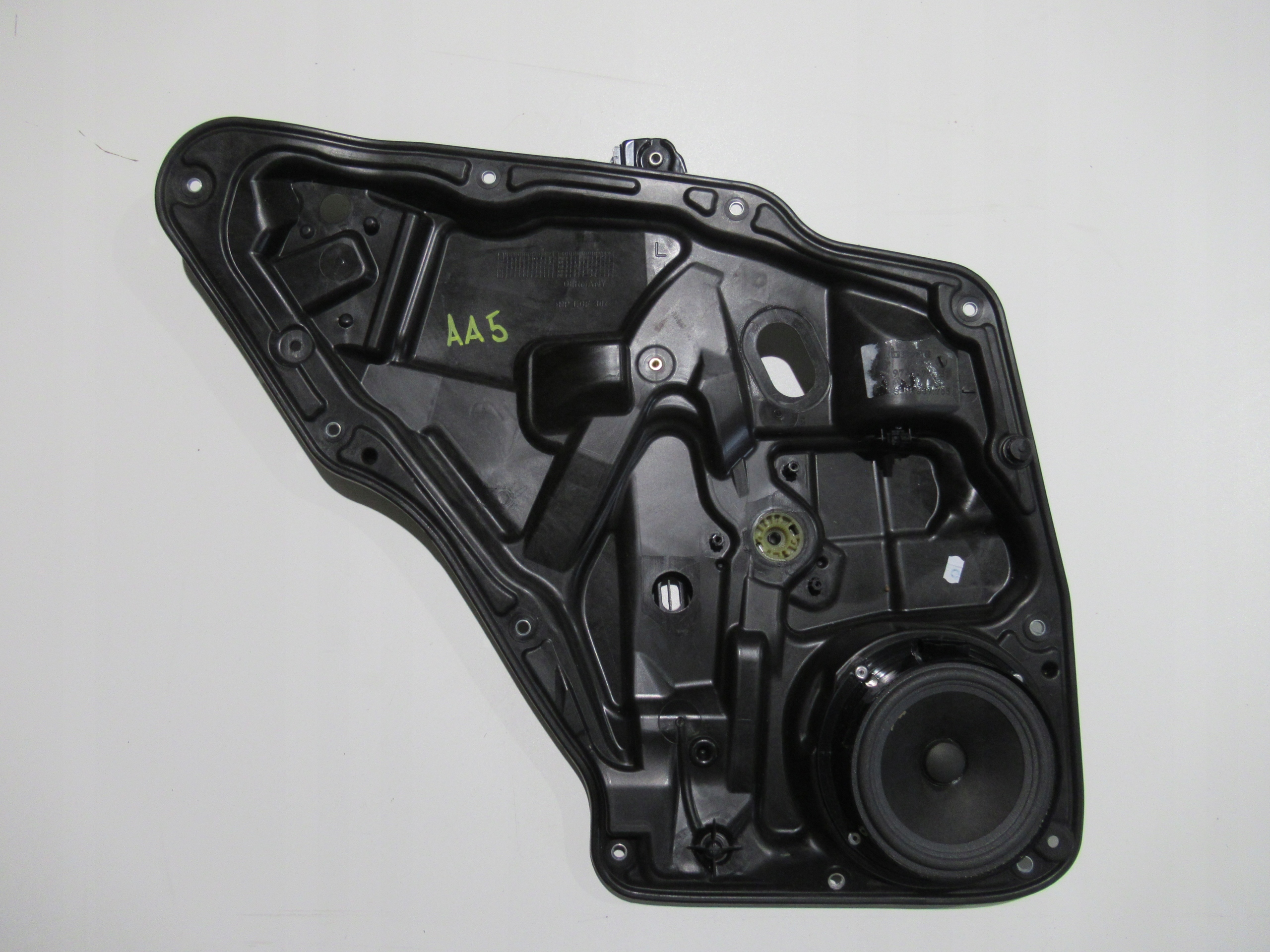window regulator left rear part VW TIGUAN and 5N LIFT