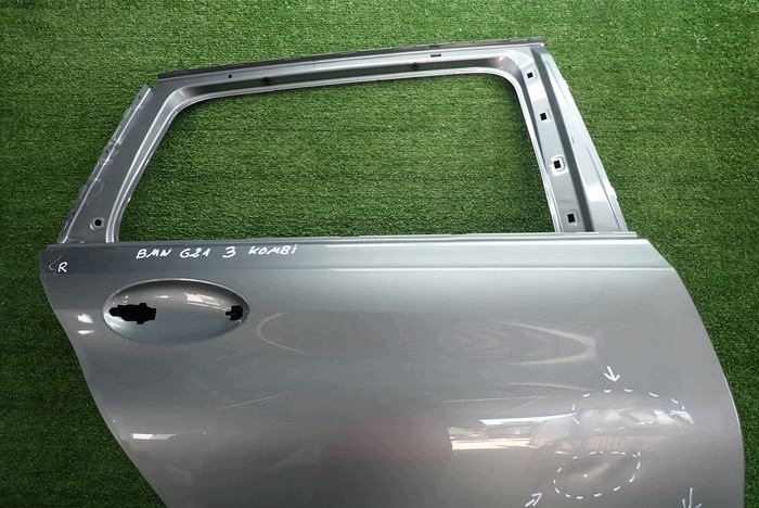 BMW 3 G21 KOMBI Tür rechts hinten heck