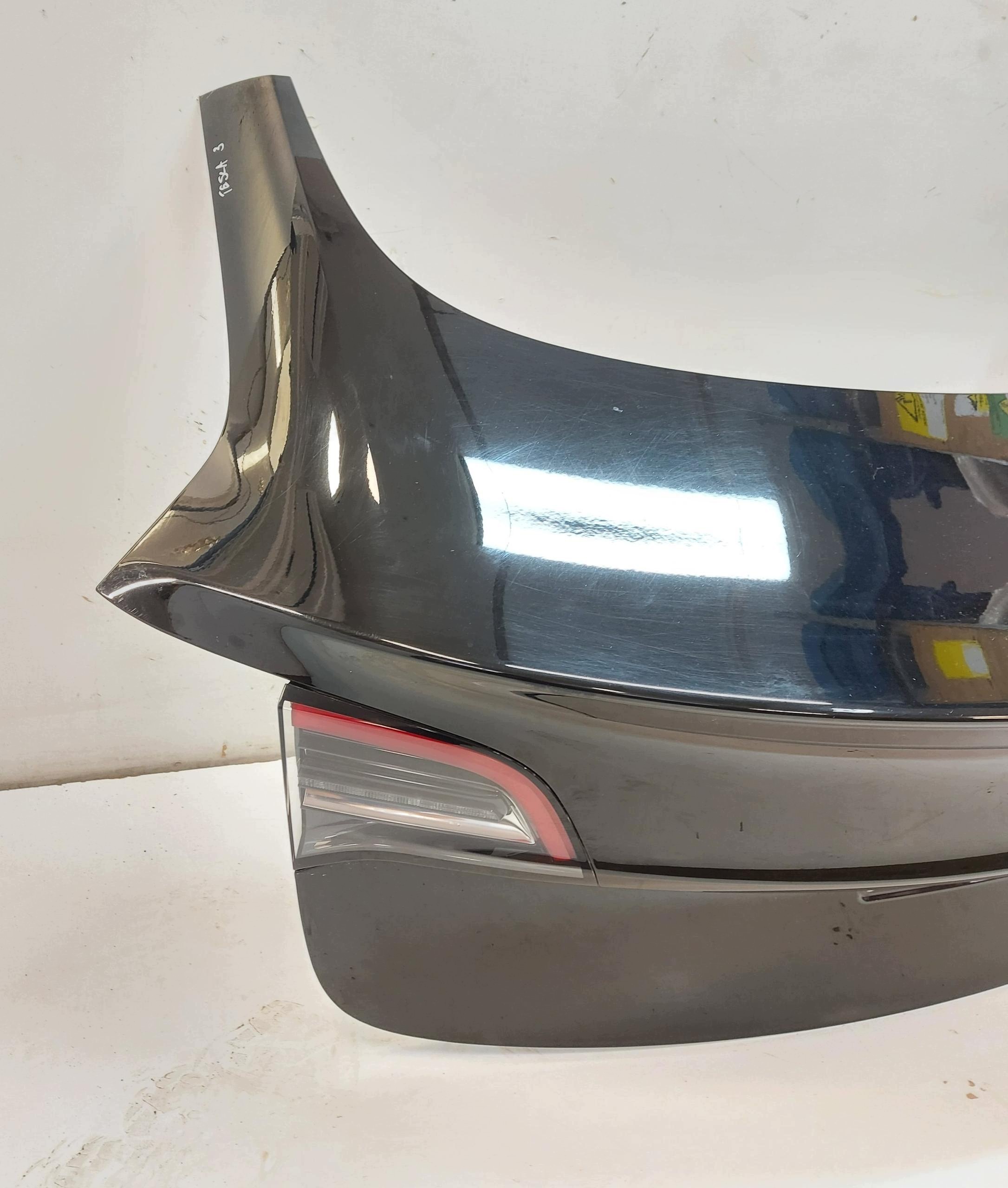 TESLA MODEL 3 2022r trunk door boot PBSB