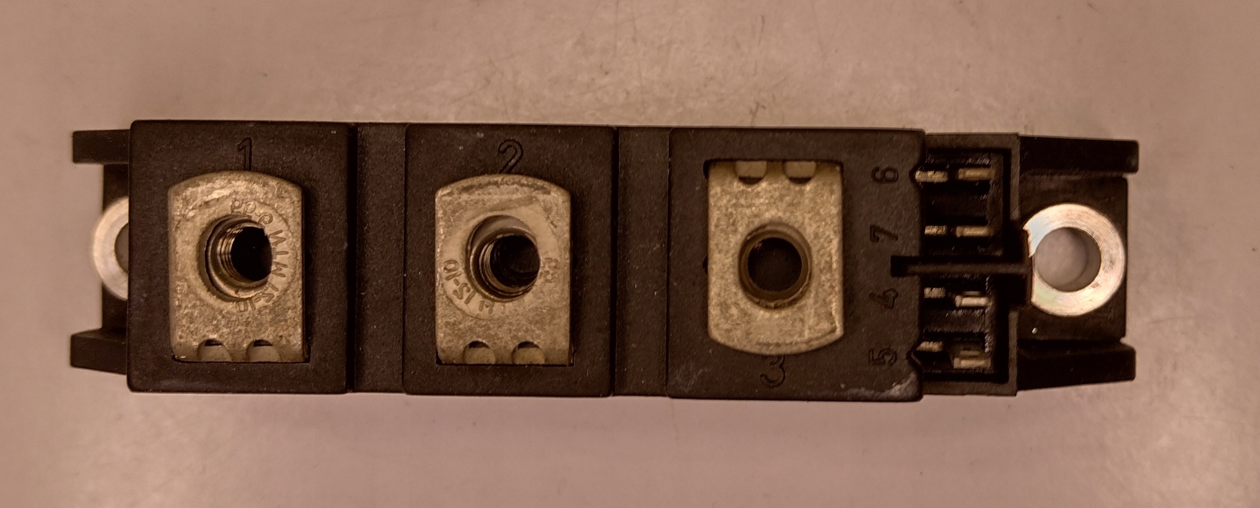 D127 Moduł tyrystorowy MCC44-08IO1B IXYS Kod producenta MCC44-08IO1B