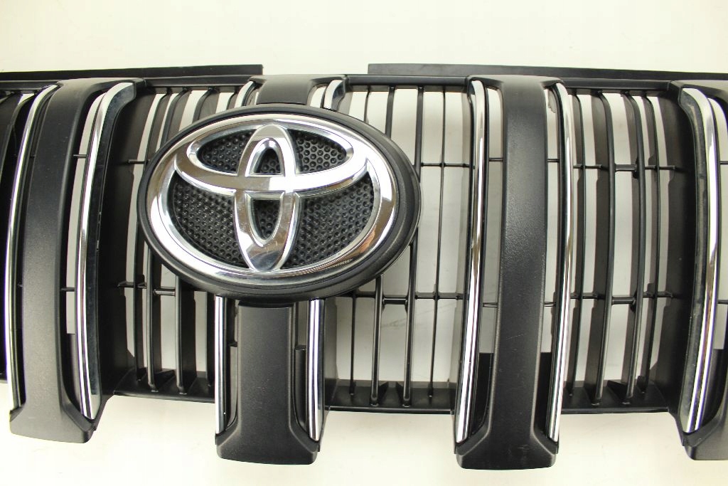 TOYOTA oe 53111-60A61