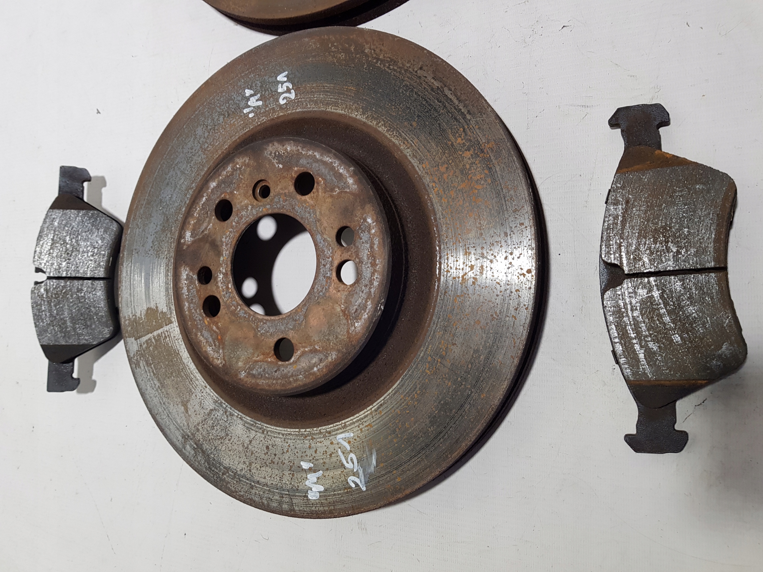 discs front front plates KOMPLET MERCEDES W251