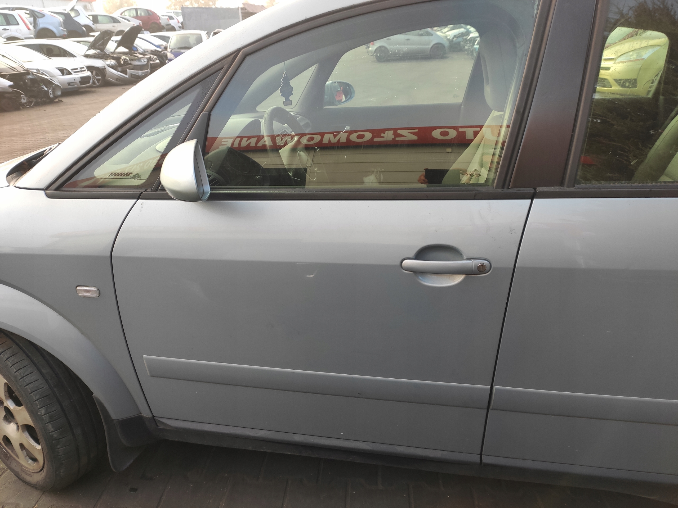 ДВЕРИ ЧАСТЬ СЛЕВА СПЕРЕДИ ЛЕВЫЙ ПЕРЕД Ly7r AUDI A2