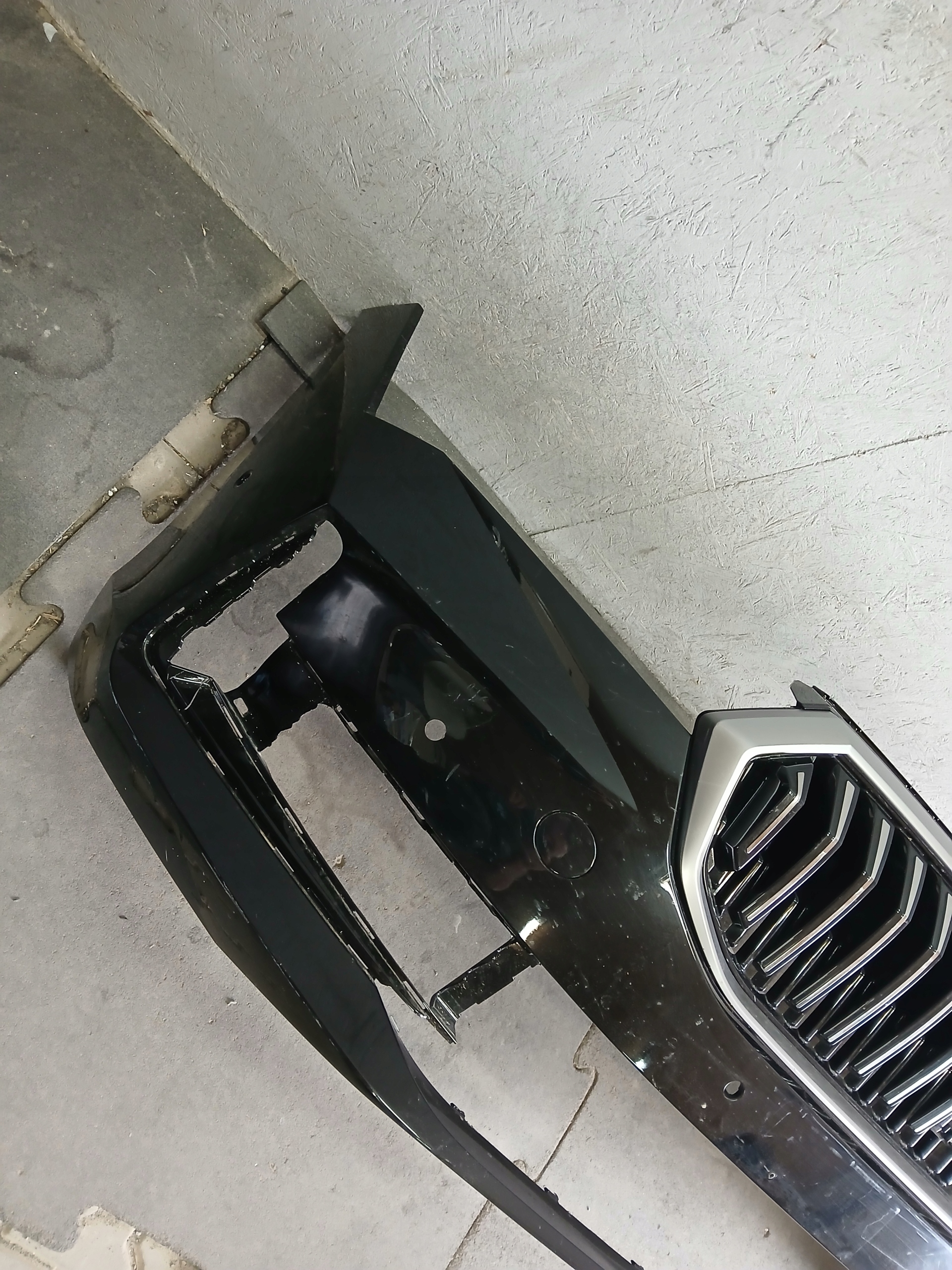 bumper front SKODA SUPERB IV 4