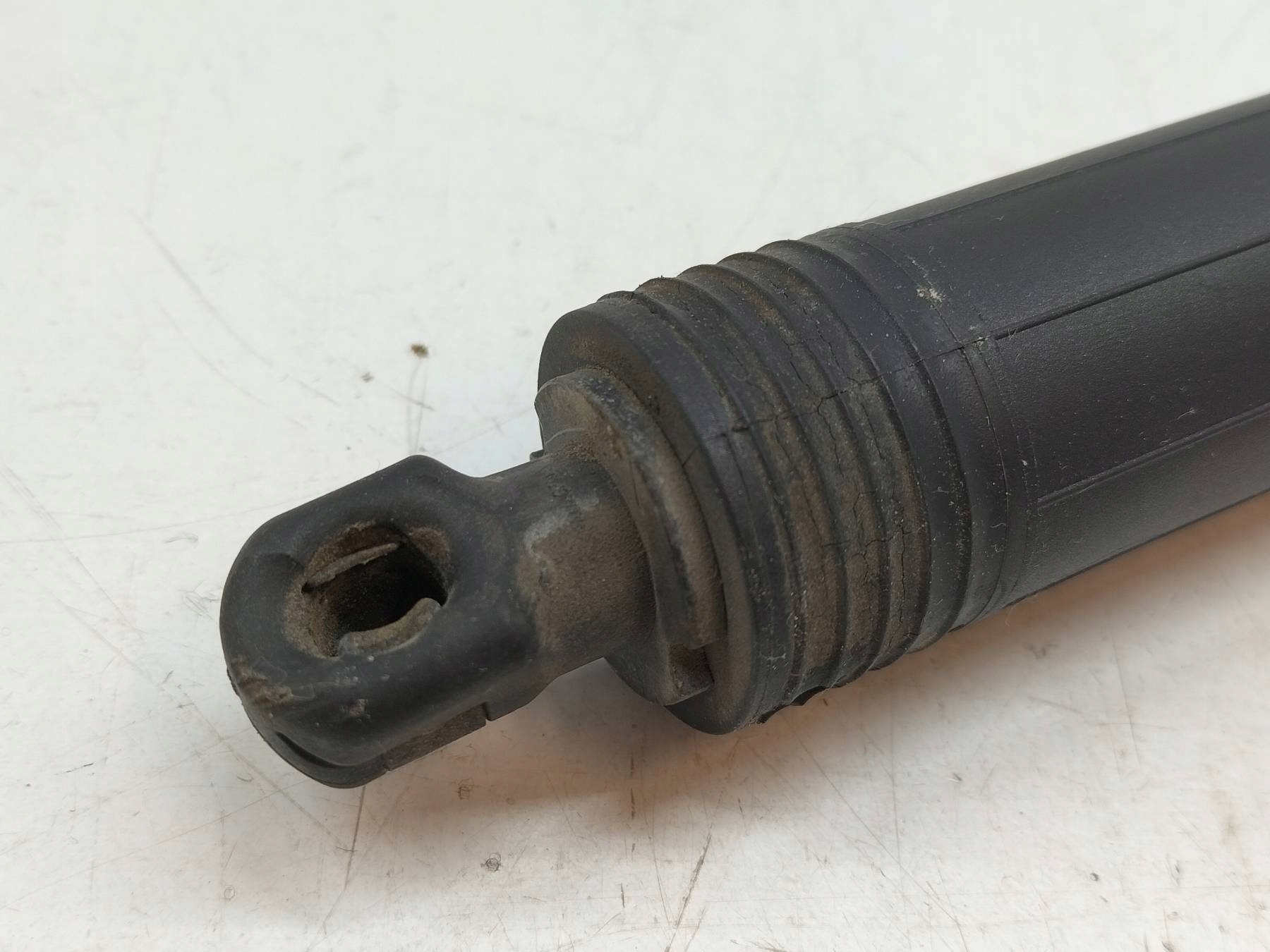damper bonnet rear part boot HB 3V 3V0827851B Skoda Superb III (2015-)
