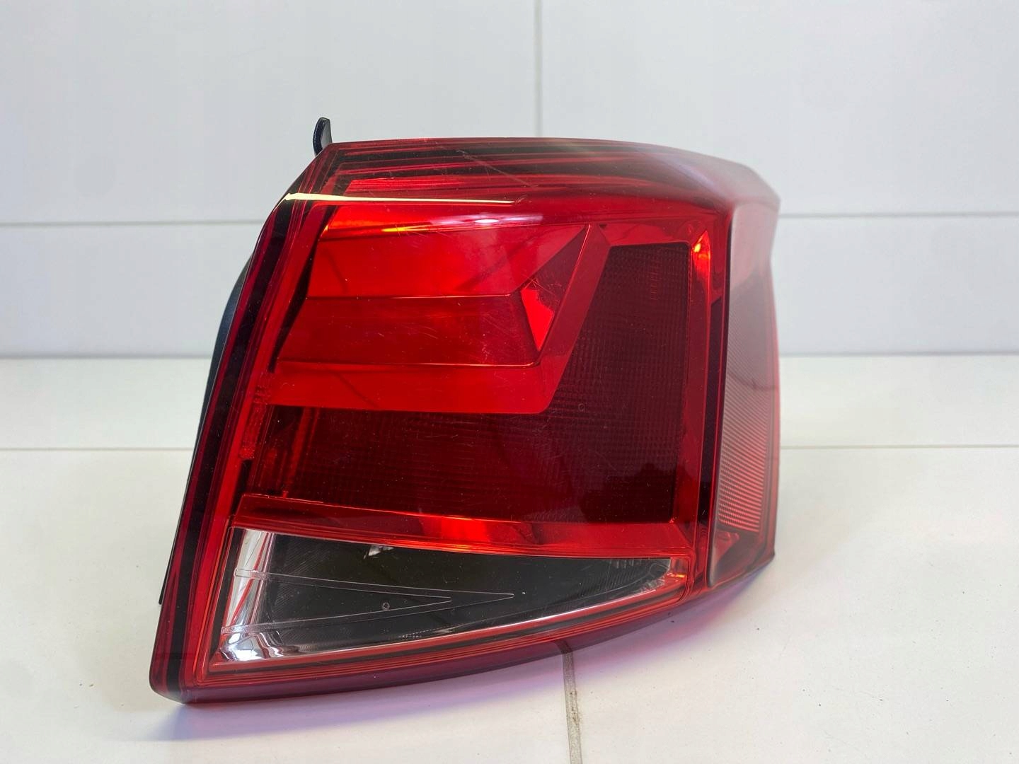light rear right side SEAT Arona 2020 6F9945096B