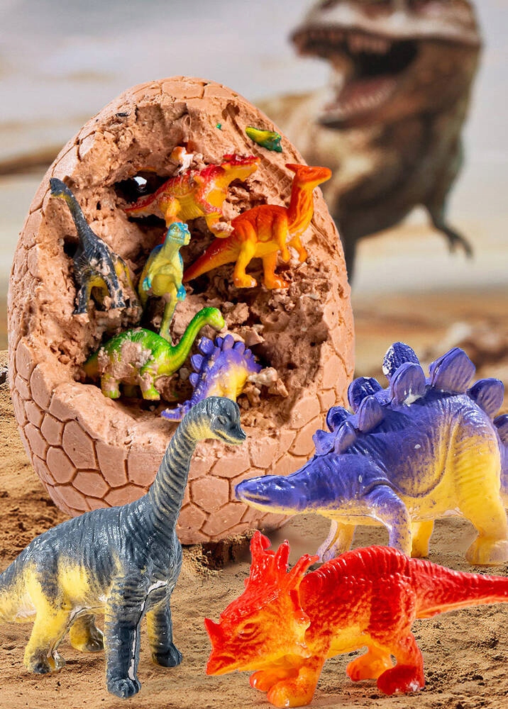 SKAMIELINA JUMBO JAJKO DINOZAURA Z 12 FIGURKAMI WYKOPALISKA MAŁY ARCHEOLOG Szerokość produktu 7.5 cm