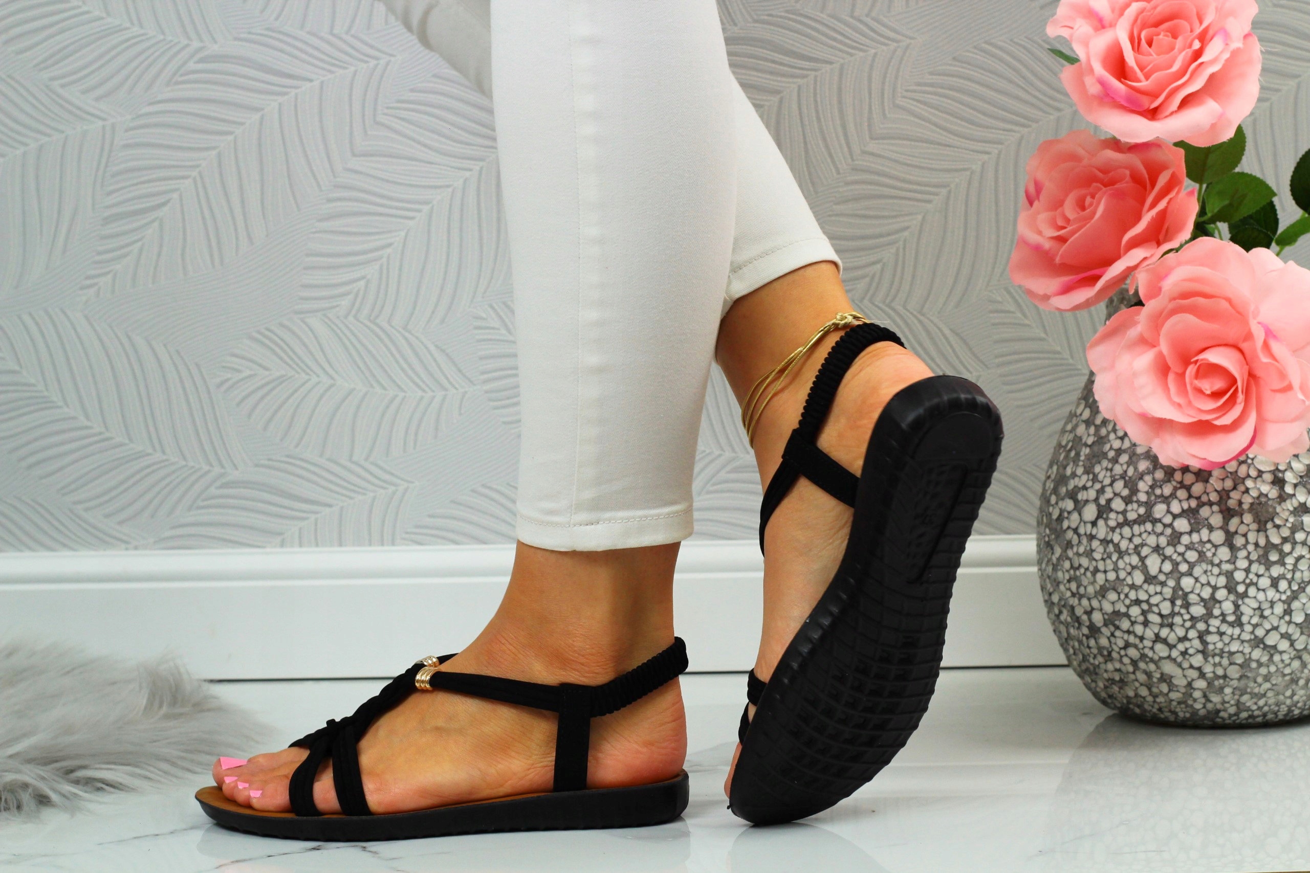 SANDAŁY DAMSKIE CZARNE Z GUMKAMI ELEGANCKIE NISKIE Rozmiar 36