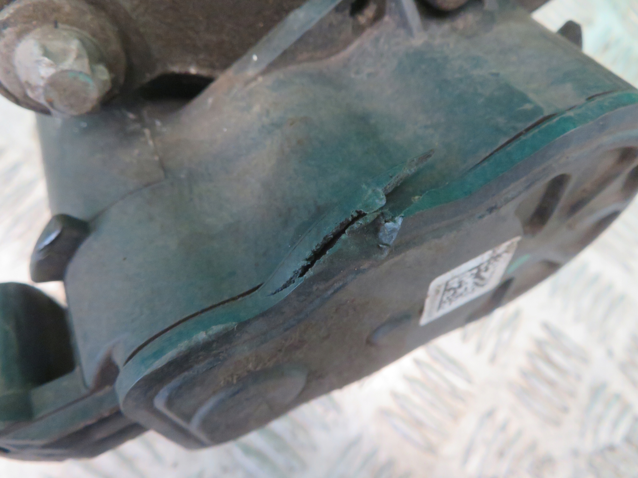 caliper brake right rear part MERCEDES W177 2.0 19R