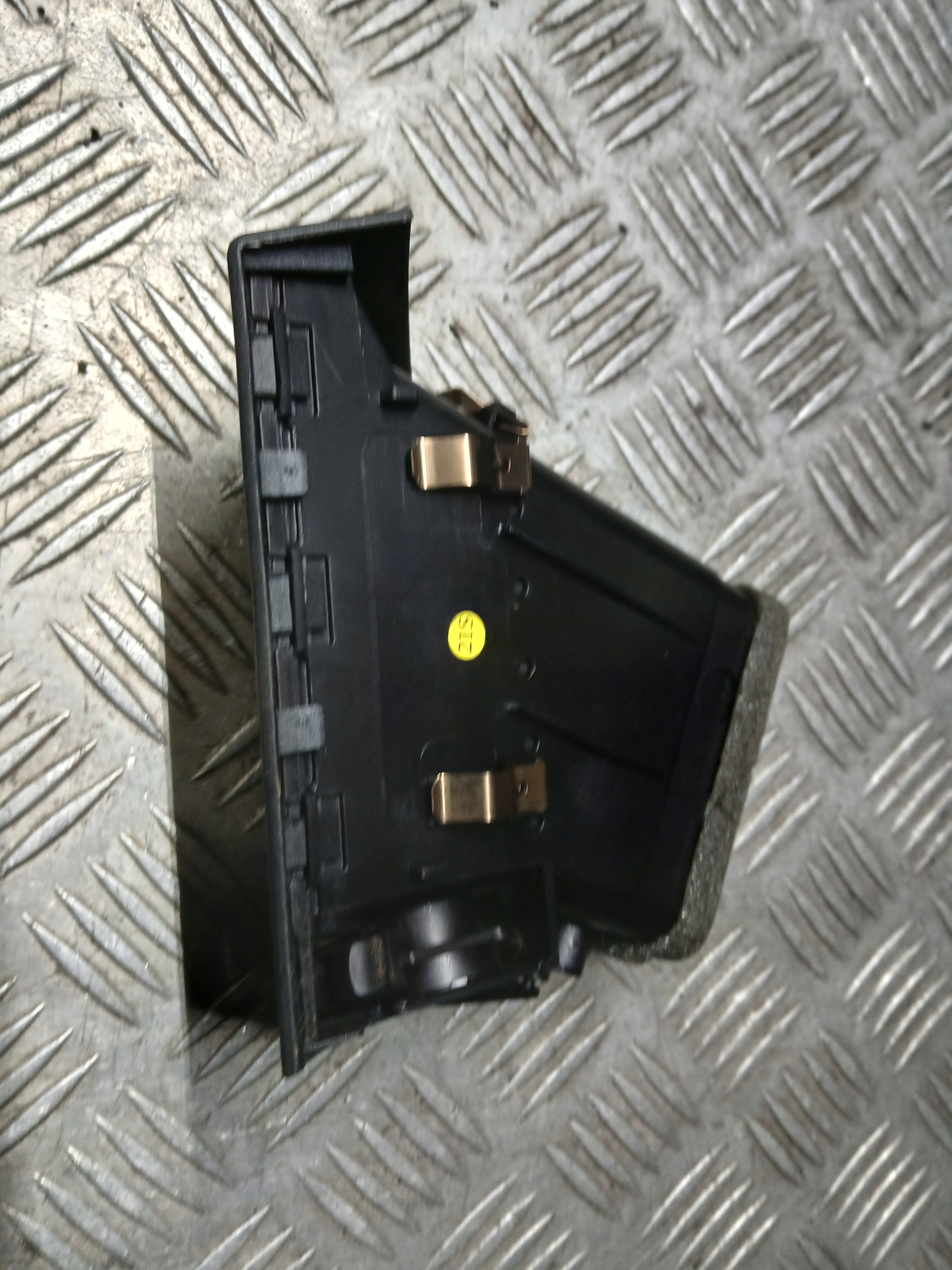 BMW x3 e83 grid NWEIEWU front left or right