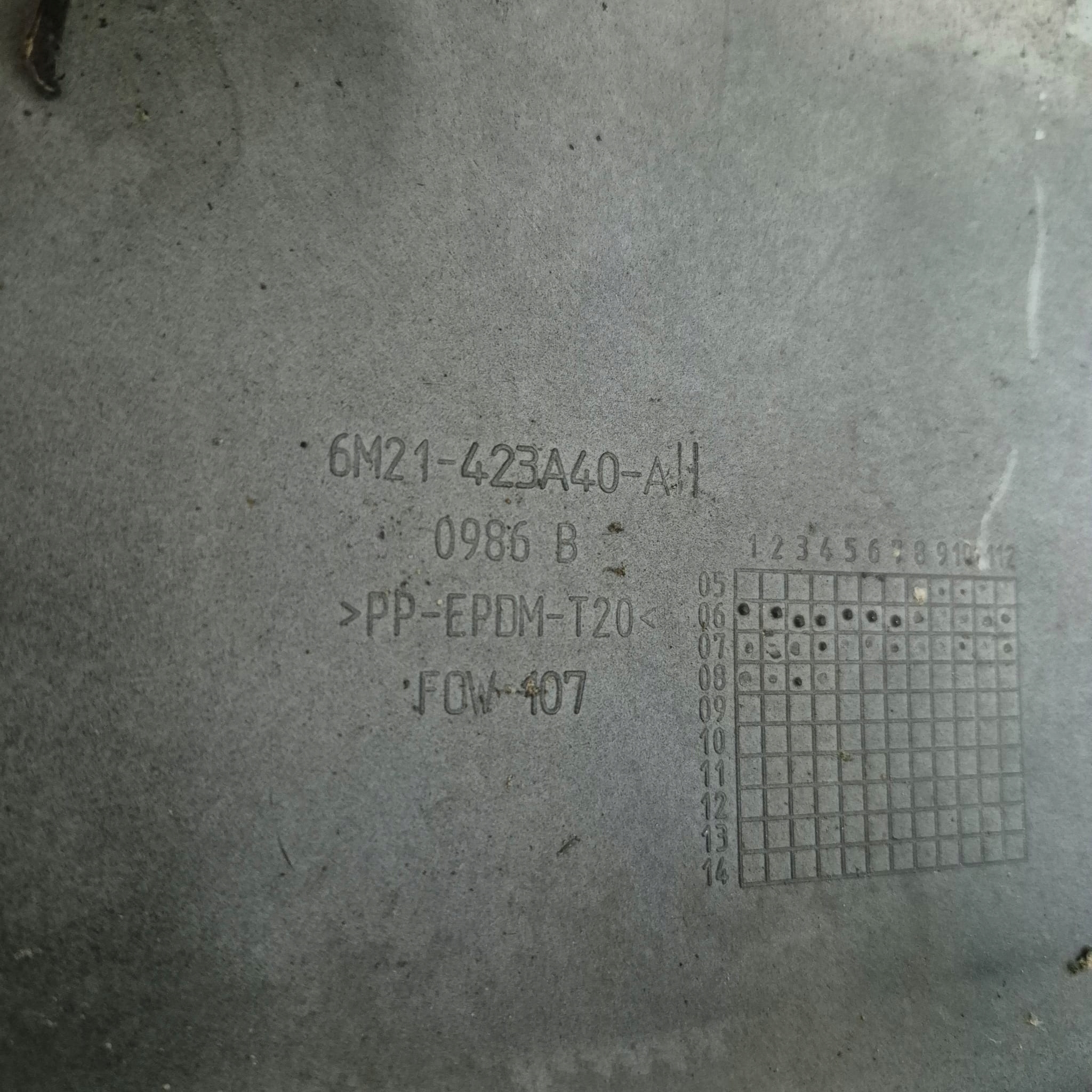 FORD S-MAX and 1 MK1 06-10 cap moulding cap bonnet rear part