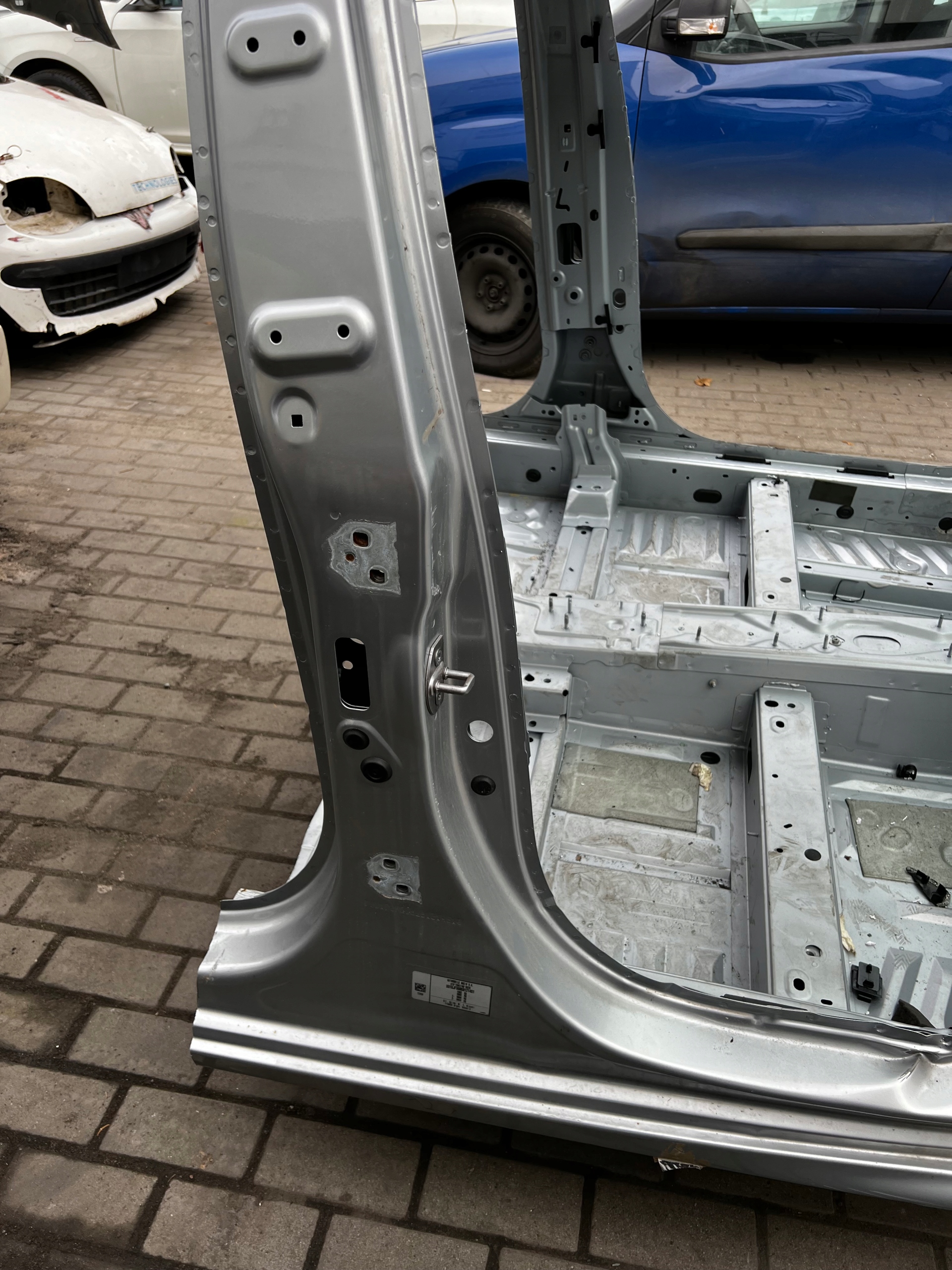 DACIA SANDERO III ЧЕТВЕРТИ ПЕРЕДНЯЯ ЗАДНЯЯ КРЫША B-СТОЙКА