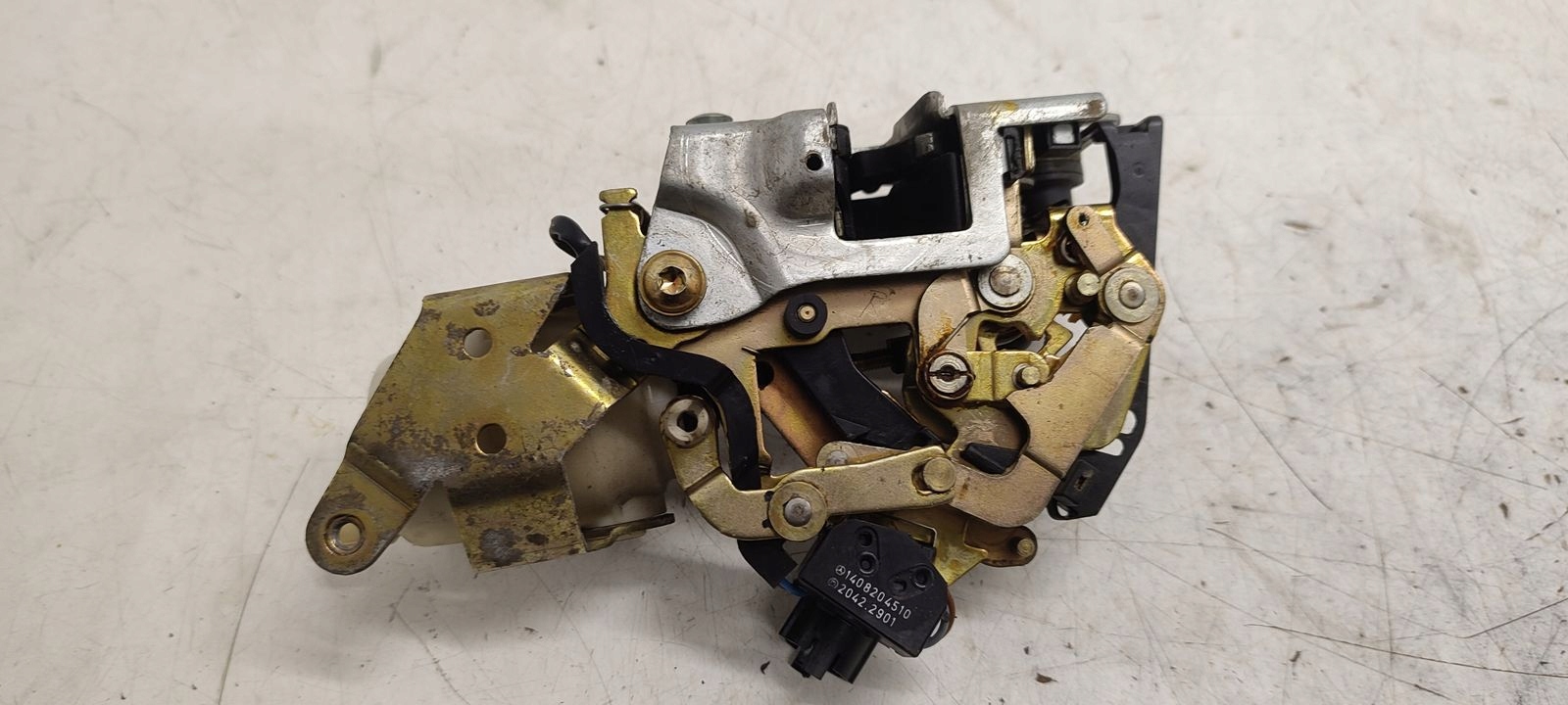 lock door rear part rear left Mercedes W140 3,2