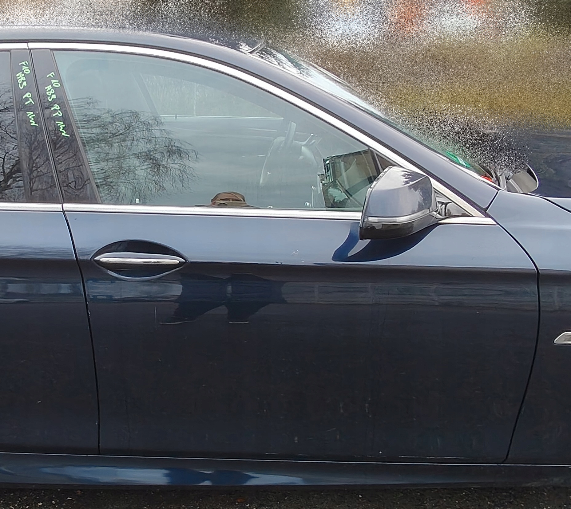 BMW F10 F11 14R door right front A89