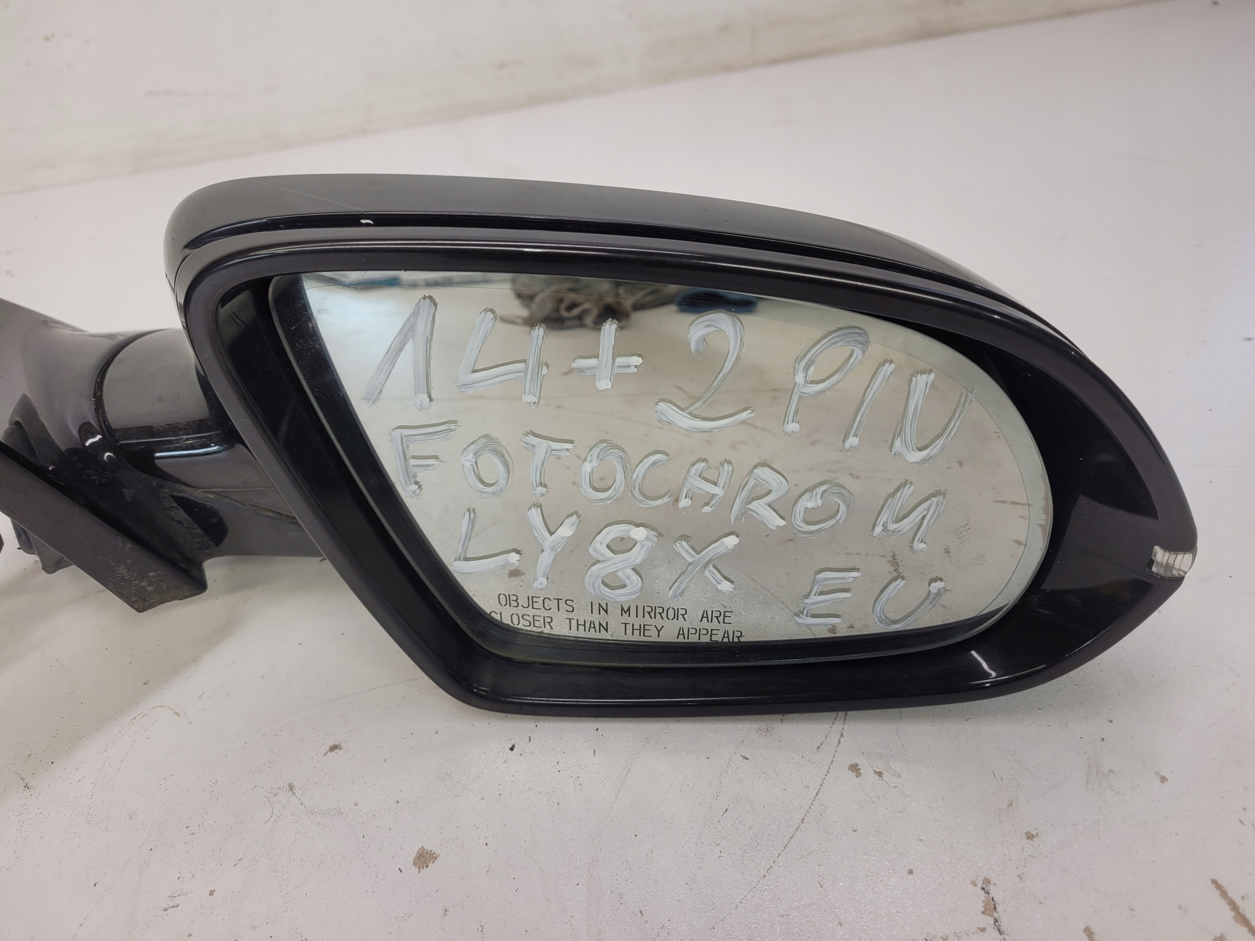 mirror exterior right AUDI A8 D4 LY8X 14+2 EU