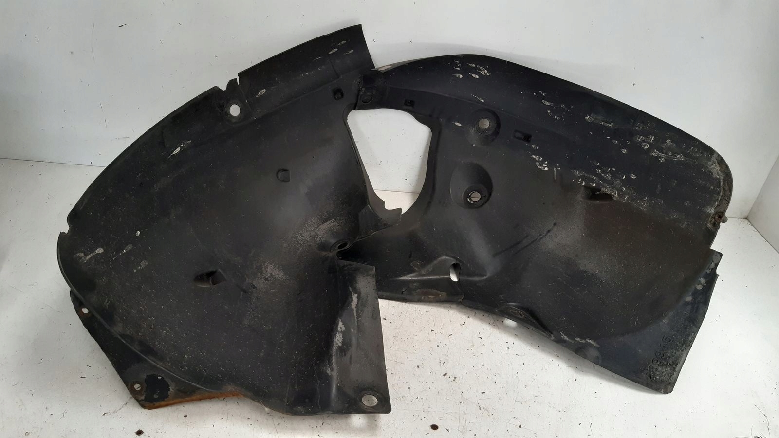 mudguard front front left Renault Clio 3 III 3D 1,2 16V