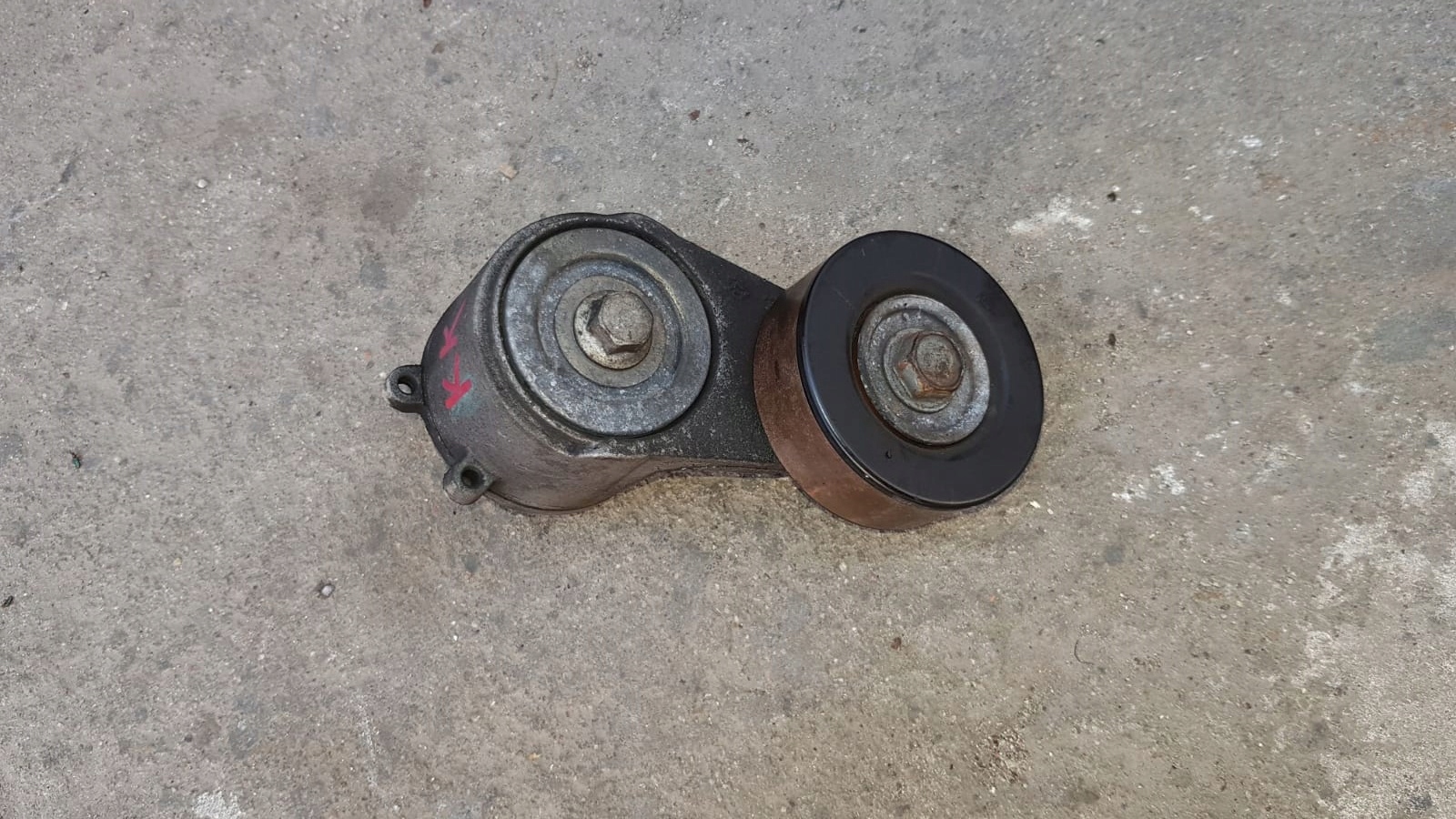 НАТЯЖИТЕЛЬ JEEP CHEROKEE 2,8 CRD KK 08-12R