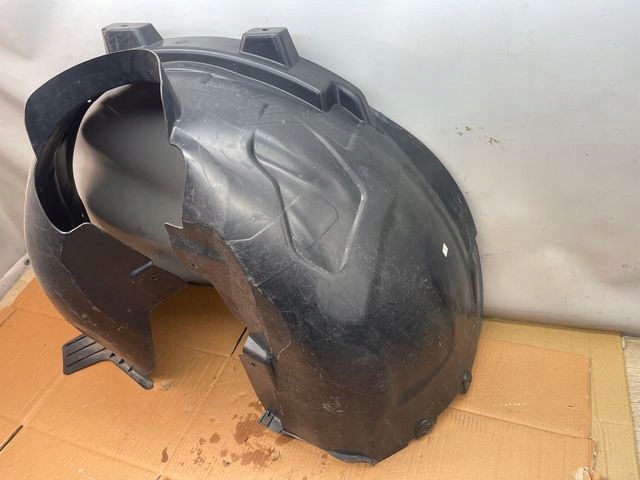 VOLVO XC40 NADKOLE LEWY PRZÓD 32260180 Producent części Volvo OE