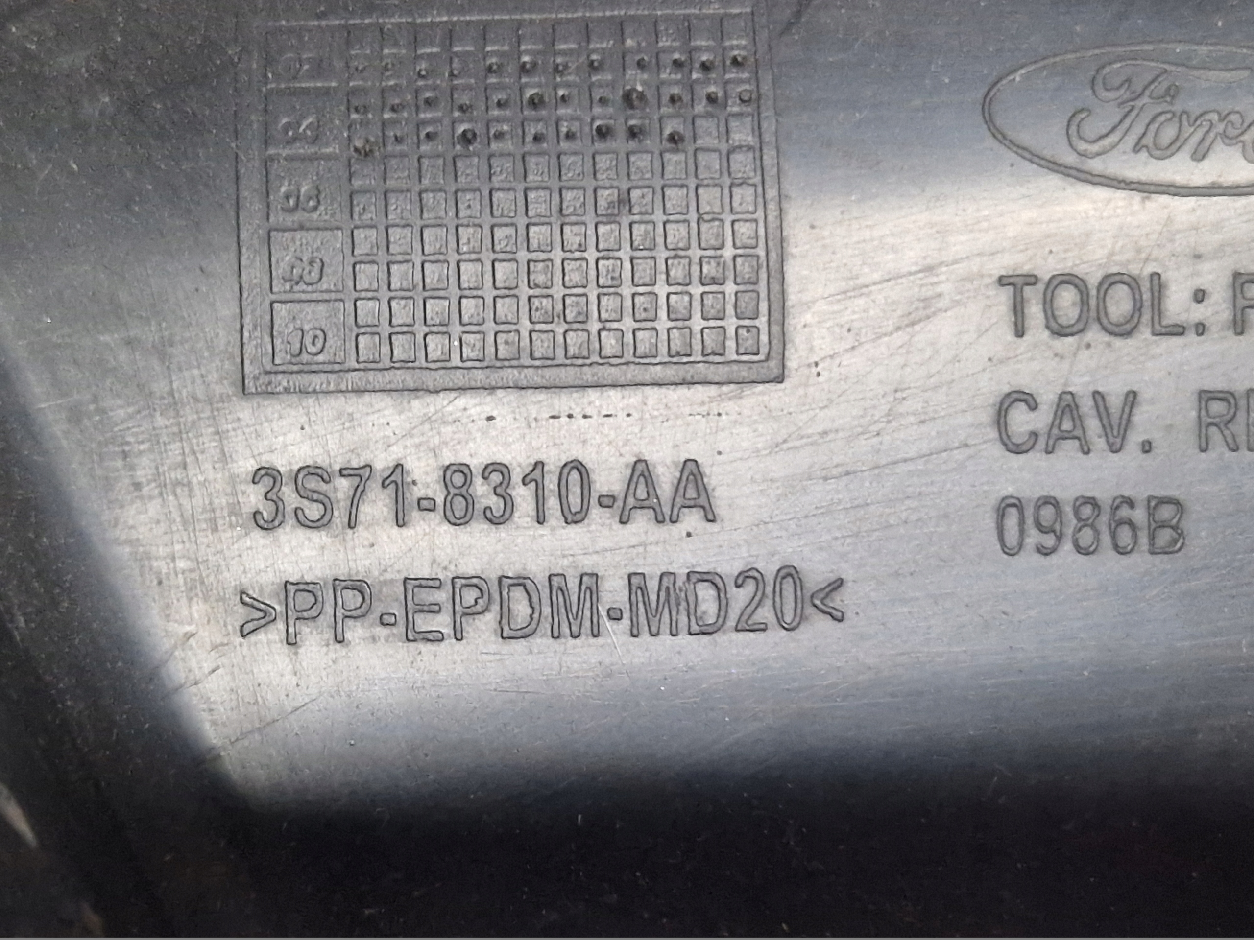 FORD MONDEO MK3 luftansaugkanal 3S71-8310-AA