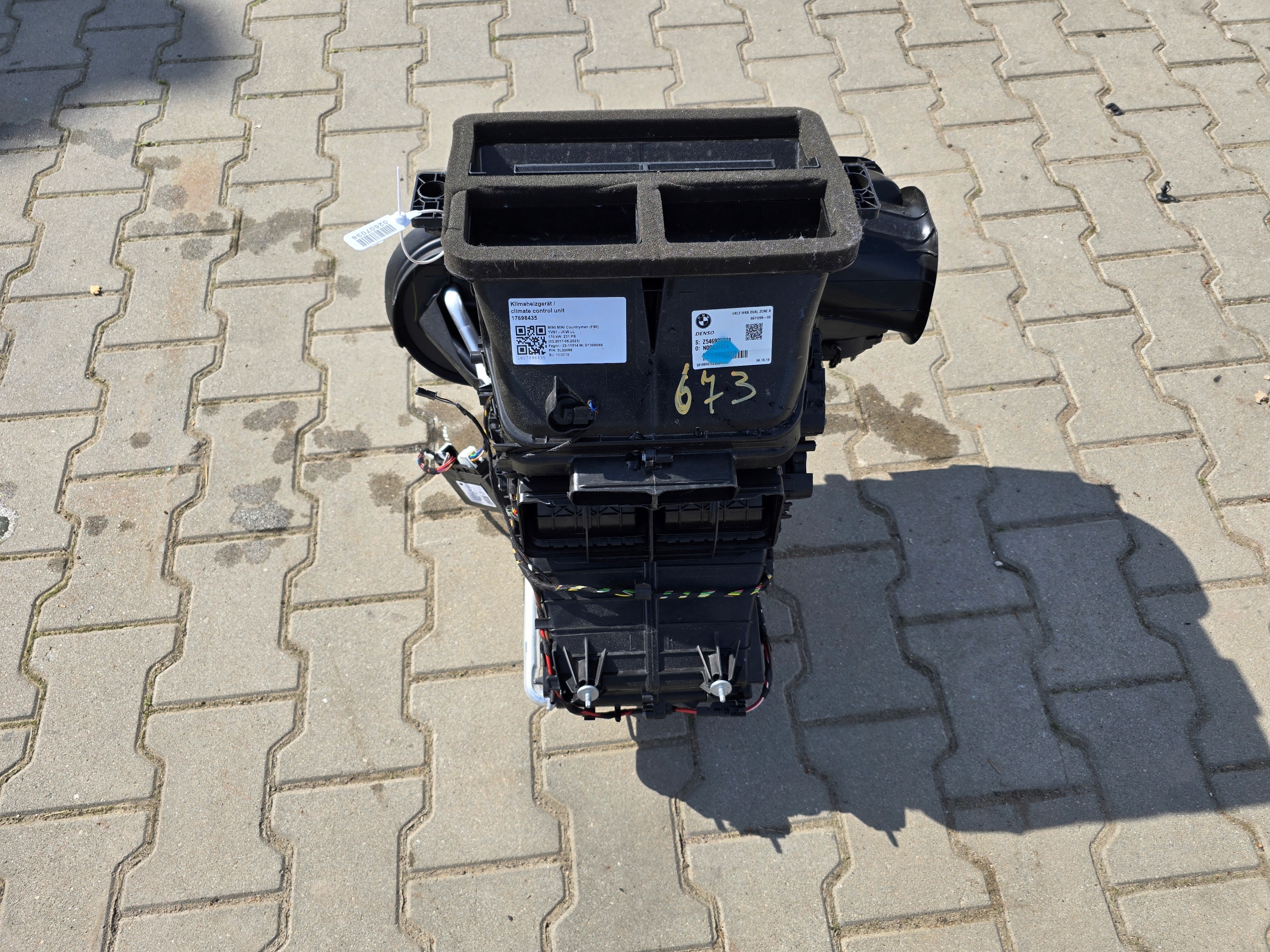 радиатор отопителя MINI F60 9871295