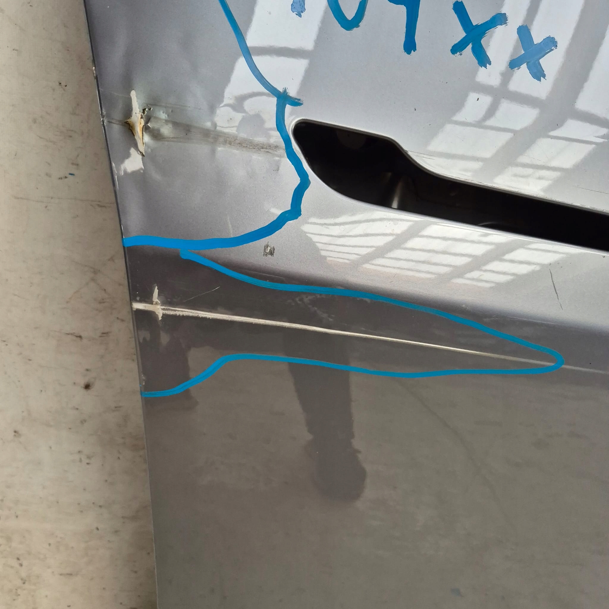 TESLA MODEL Y 20-> door front front right