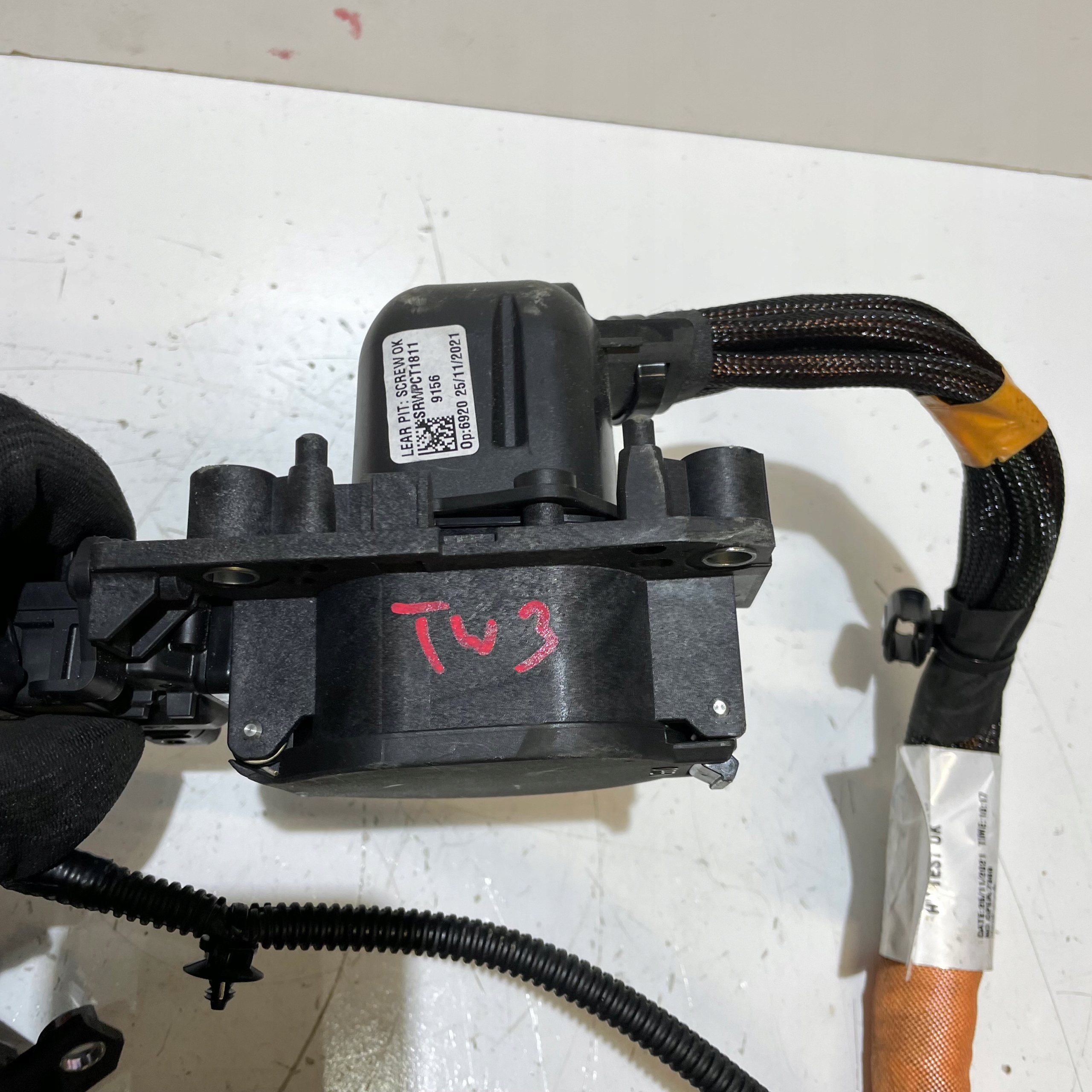 RENAULT TWINGO III Z.E. ADAPTER CONNECTING SPOILER LADOWANIA