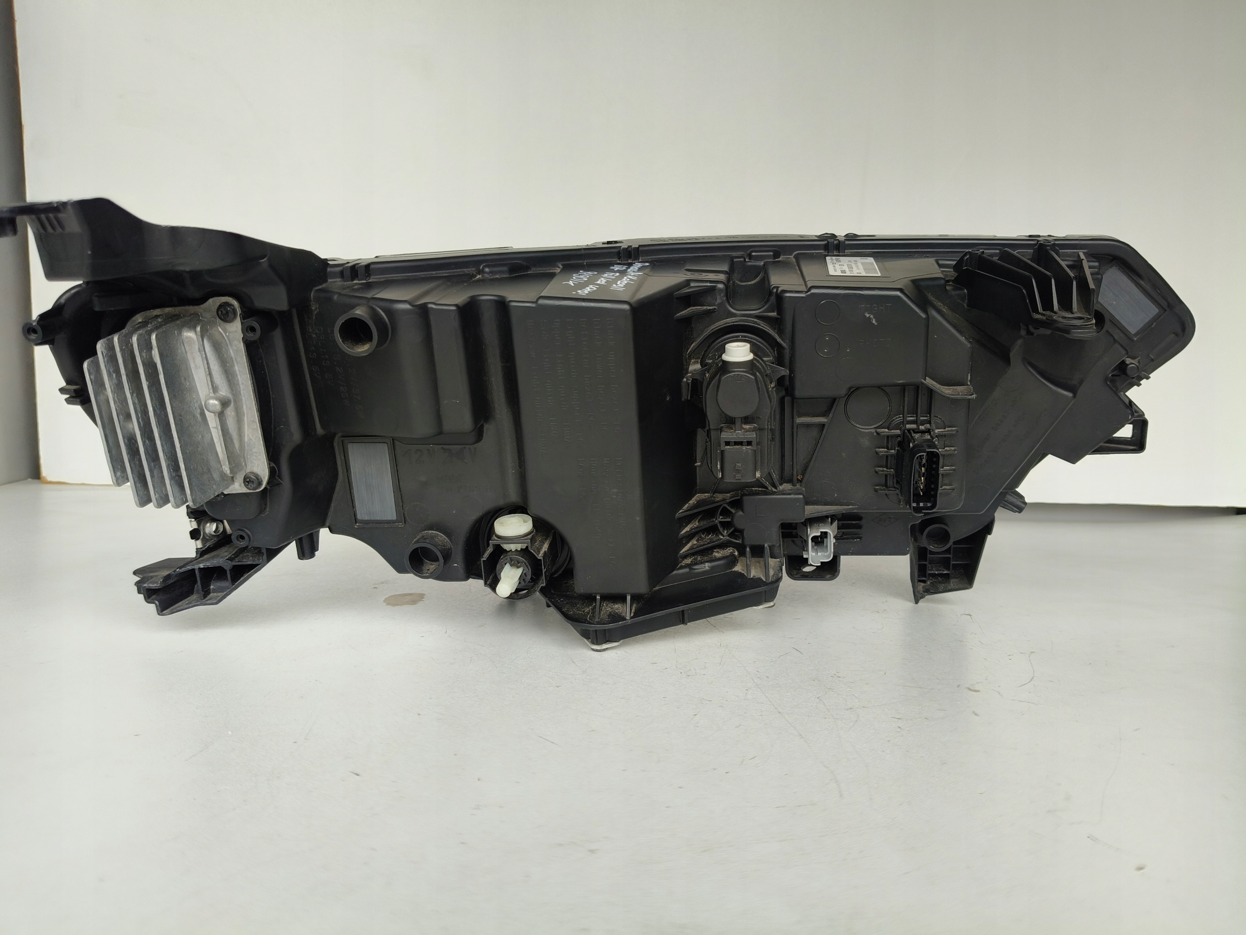 light left REFLEKTOR RENAULT KOLES II LIFT FULL LED