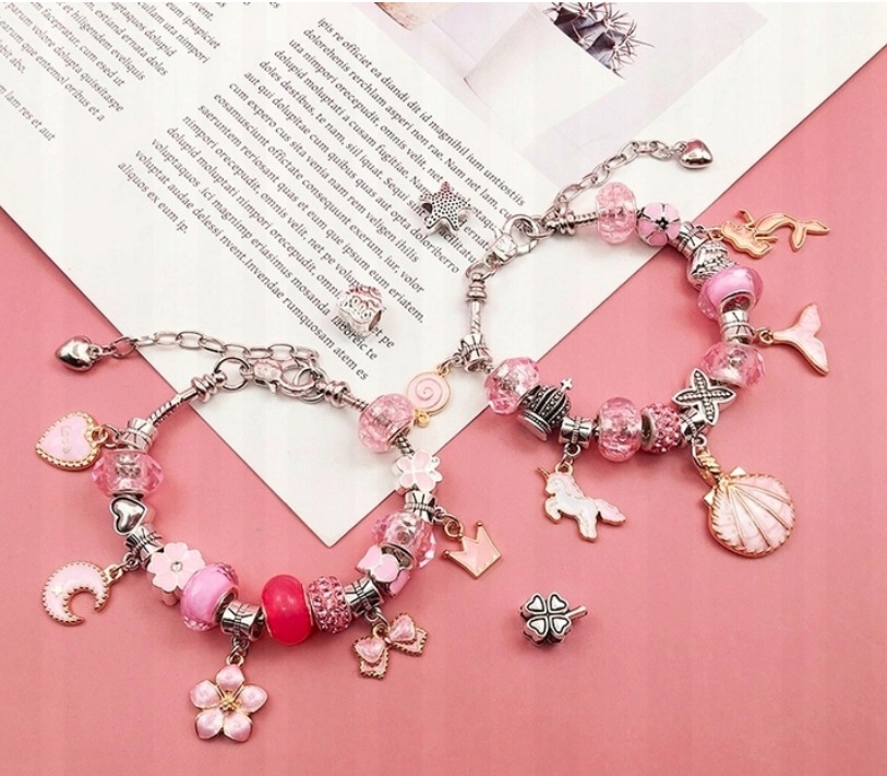 Zestaw do Robienia Bransoletek Koraliki Biżuterii Prezent Zawieszki Kuferek Materiał metal plastik sznurek