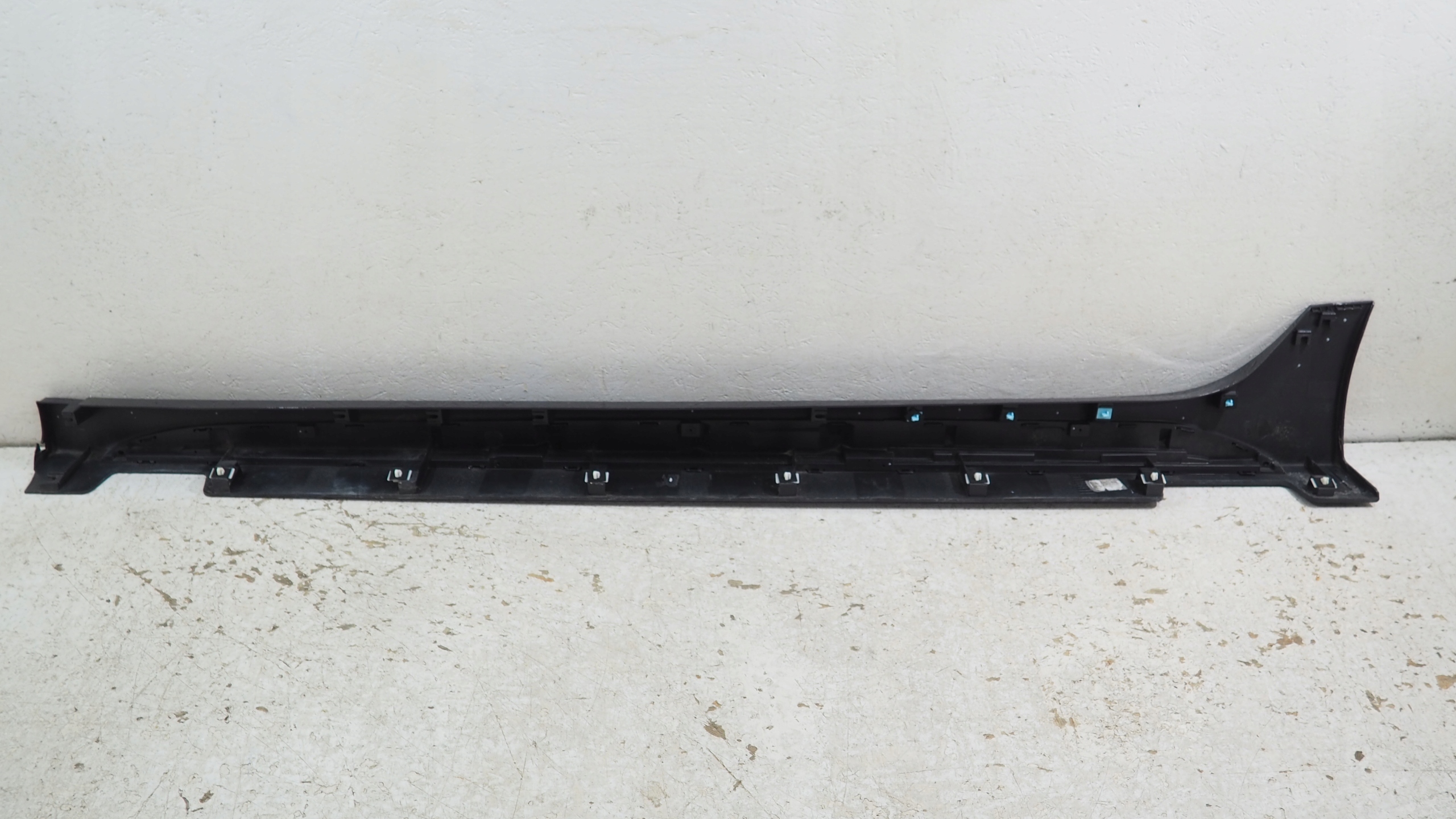 Kia Pro Ceed III GT Line moulding threshold right 87754-J7700