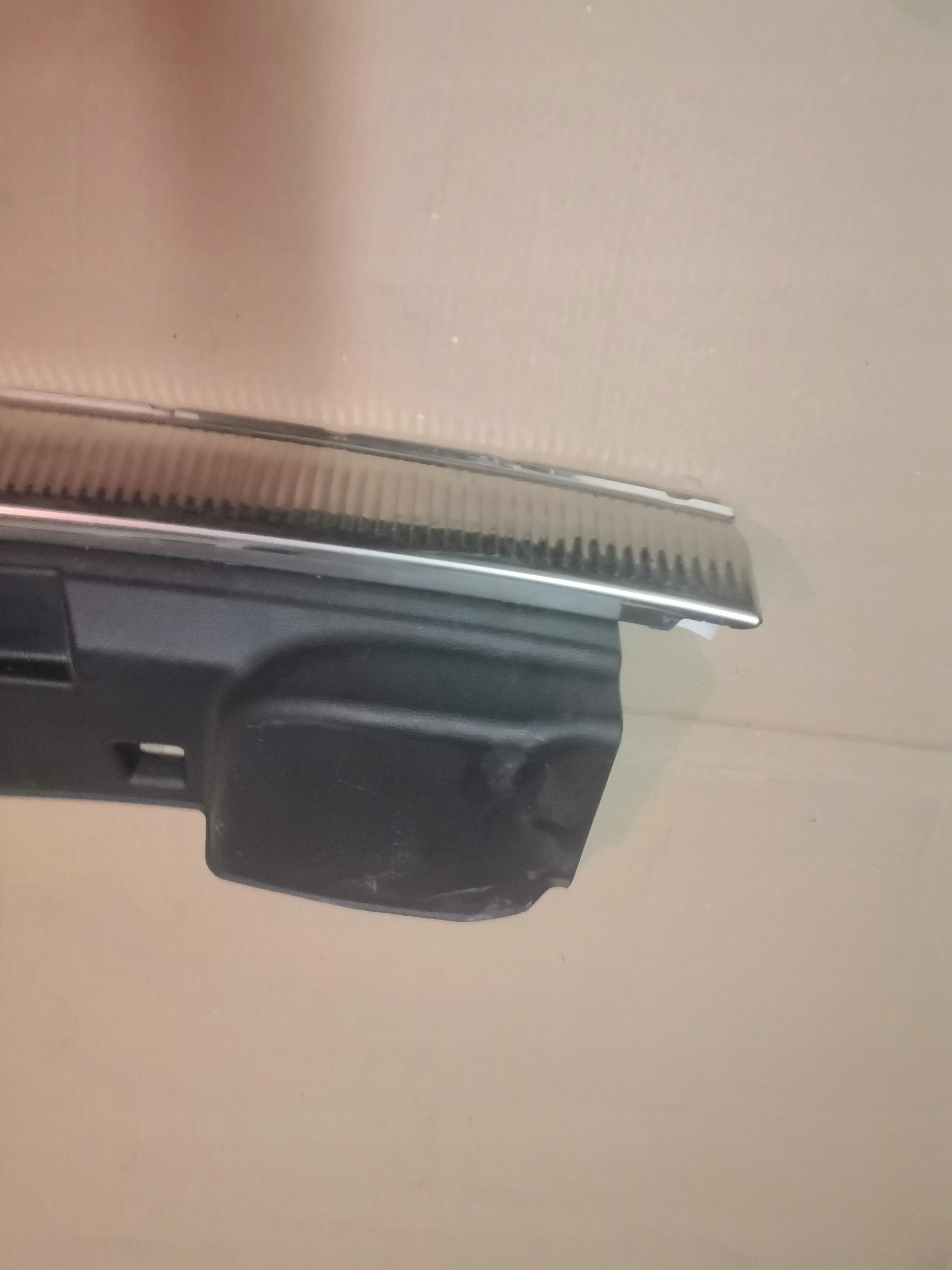 AUDI Q7 4M OSŁONA PASA TYŁ POSZYCIE LISTWA PROGOWA Typ samochodu 4x4/SUV Samochody osobowe