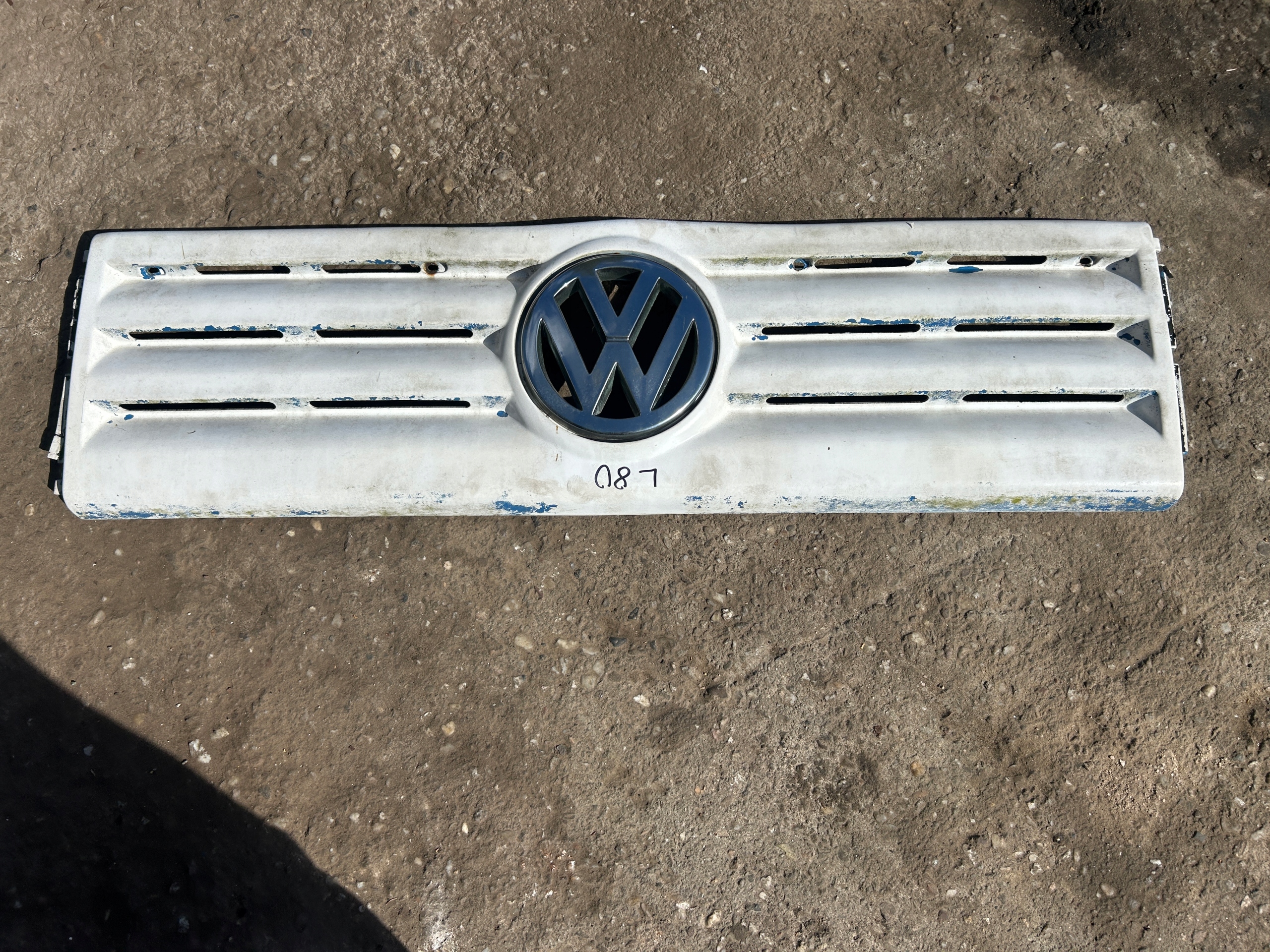 VW L80 front PREKLADgrill