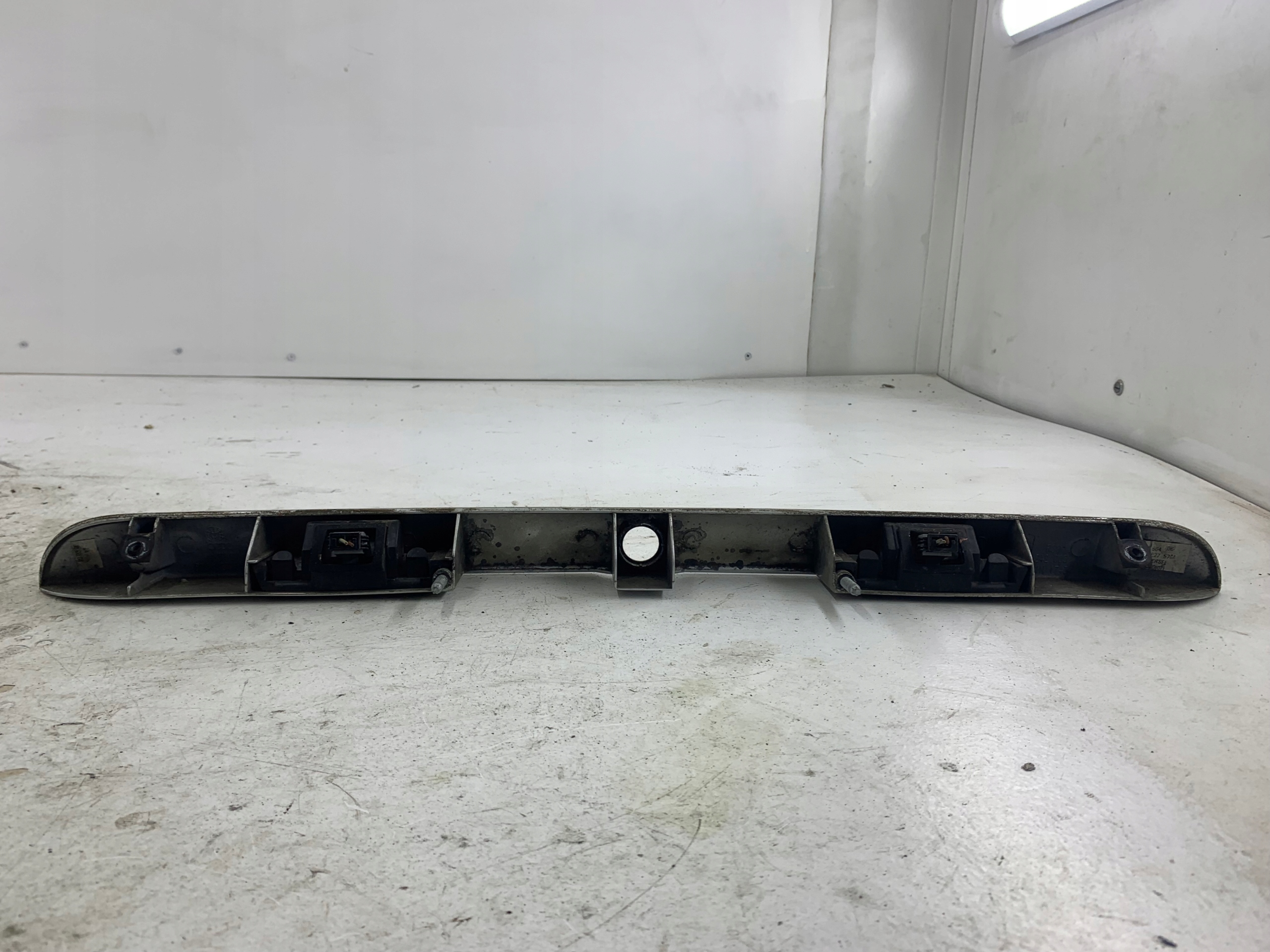 AUDI A3 8L cap bonnet boot LY7W 8D9827576A