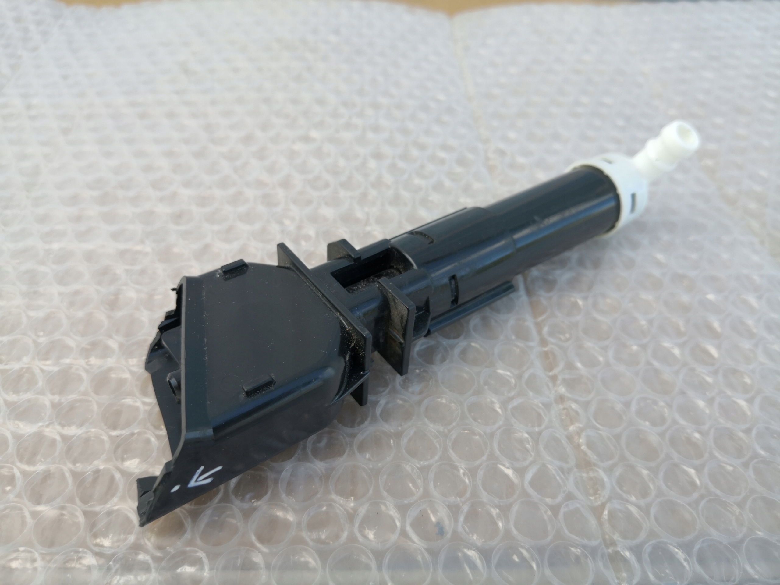 MITSUBISHI ASX ОМИВАЧ ЛАМПИ ЛІВА НАСАДКА 37056