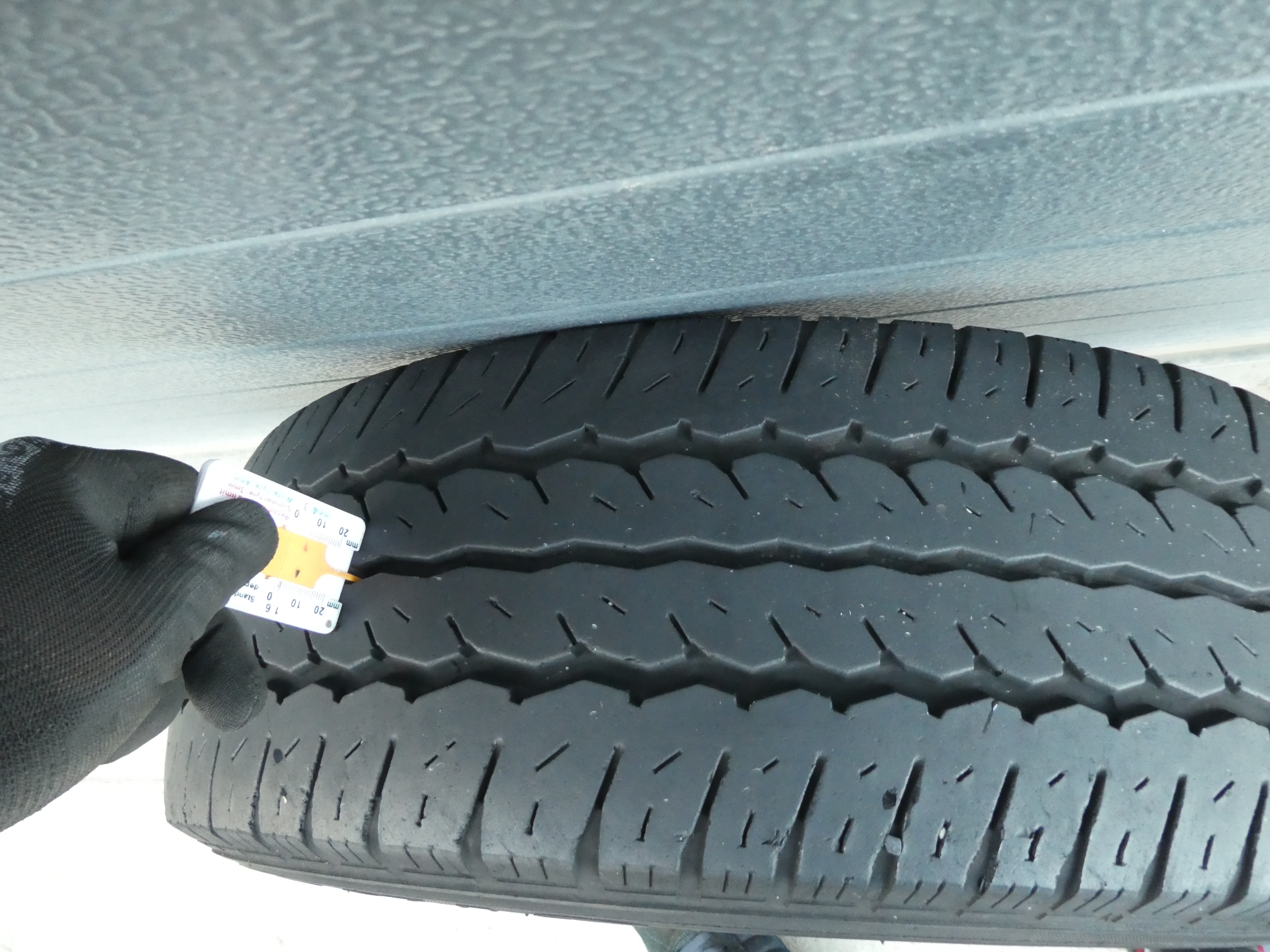1X Reifen Maxxis 215/65/16C 2020R